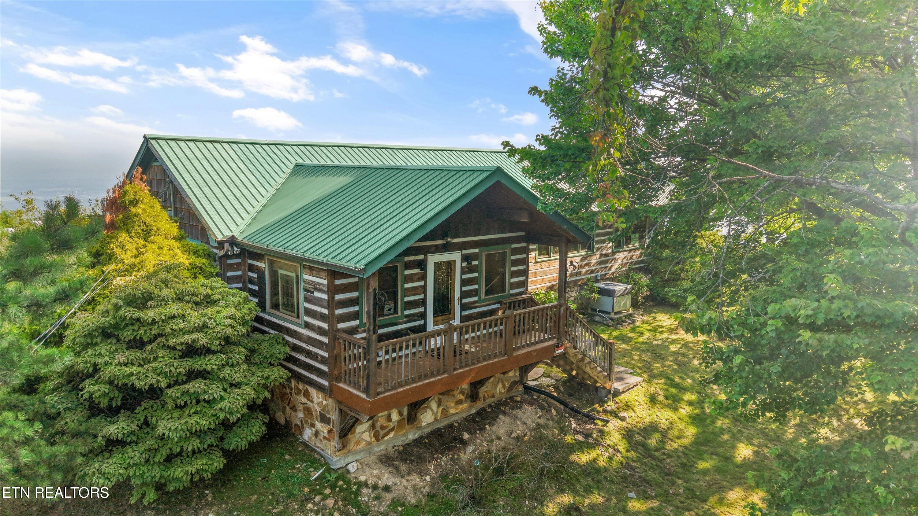 2825 Top Road Sevierville TN 37876