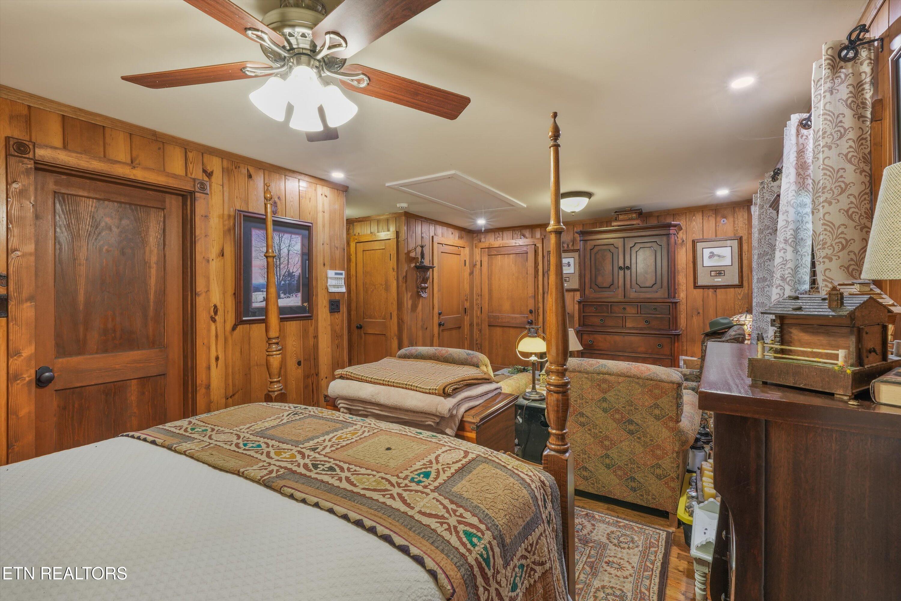 2825 Top Road Sevierville TN 37876