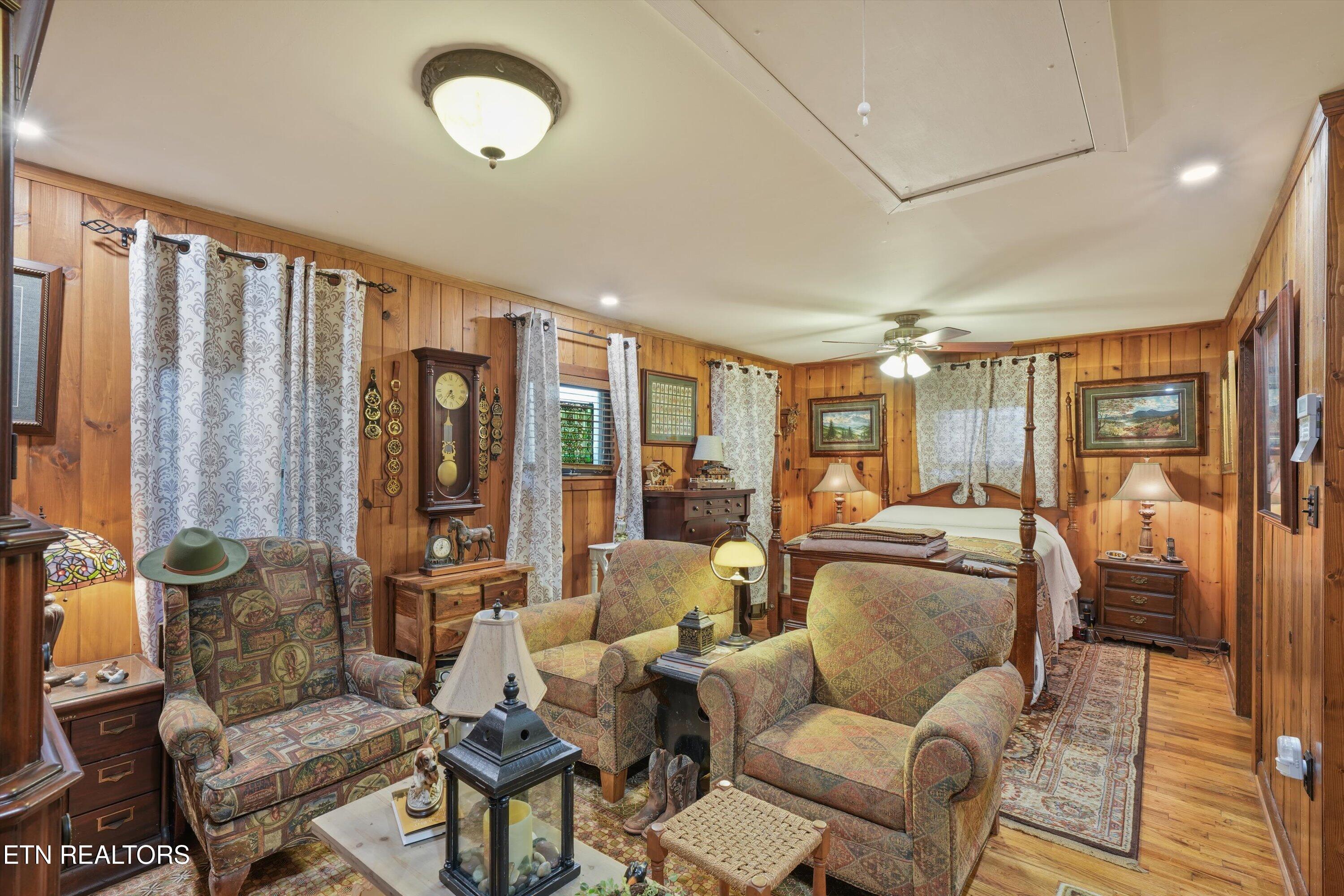 2825 Top Road Sevierville TN 37876