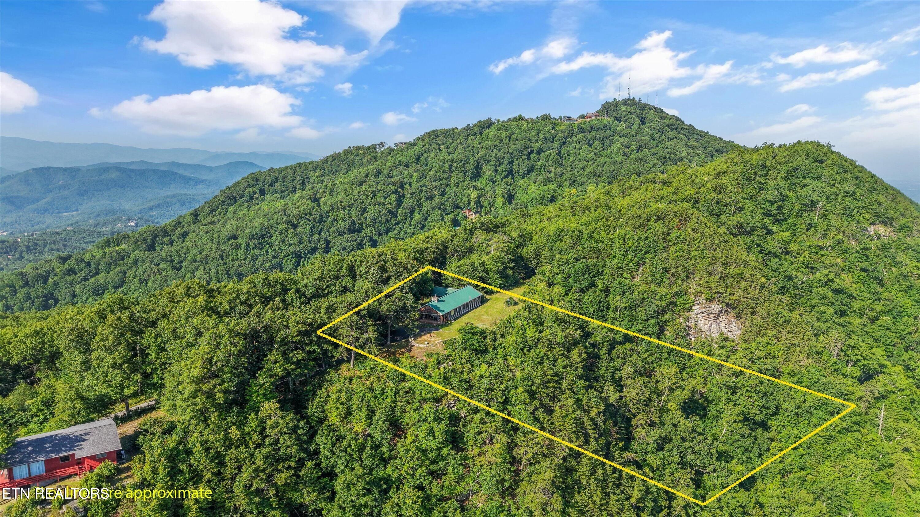 2825 Top Road Sevierville TN 37876