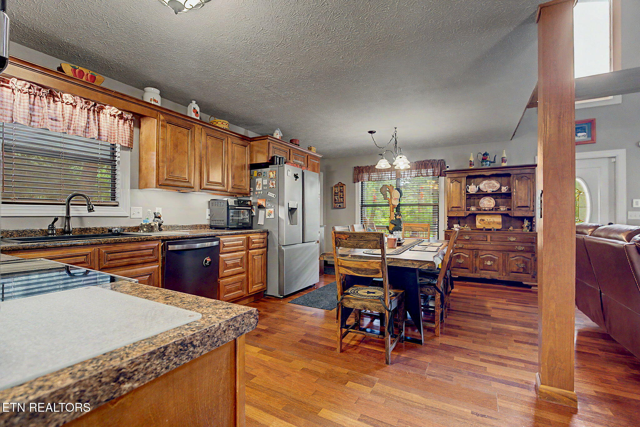 2921 Barnes Drive Sevierville TN 37862