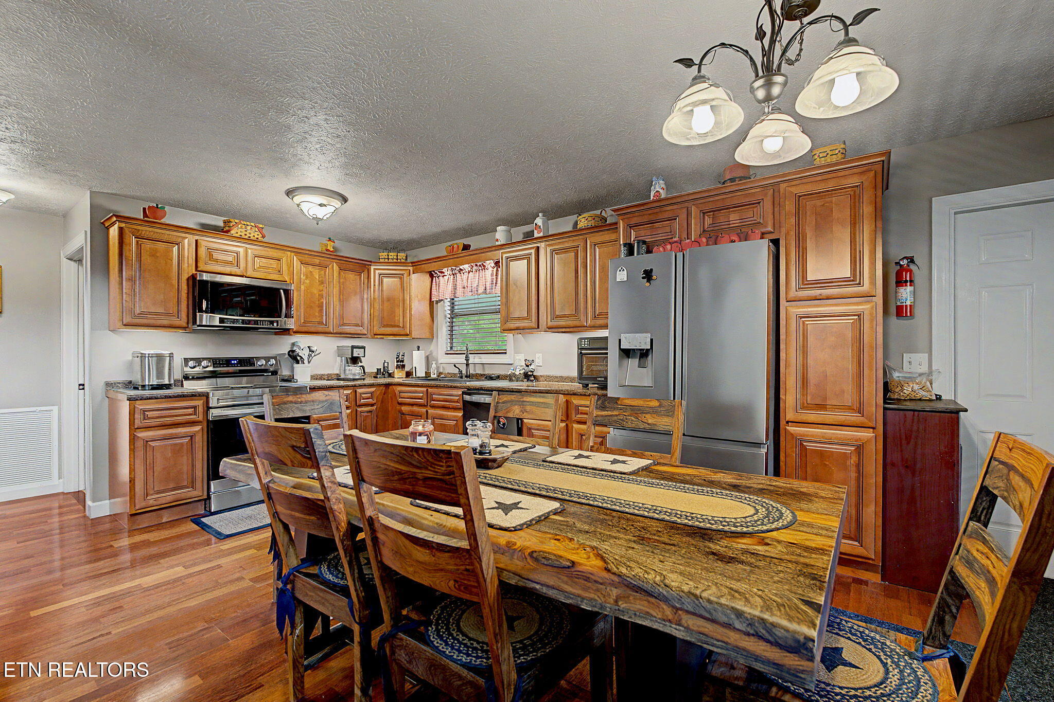 2921 Barnes Drive Sevierville TN 37862