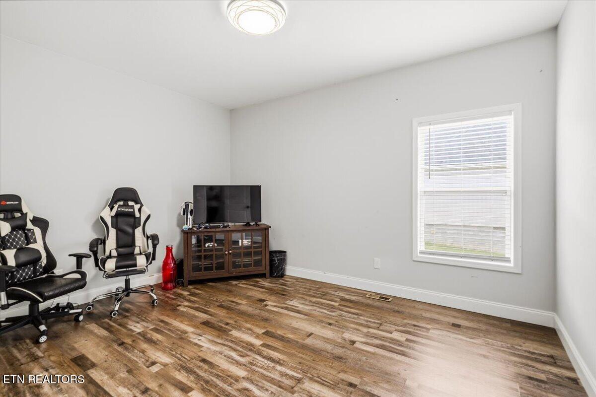 320 Wagon Lane Speedwell TN 37870