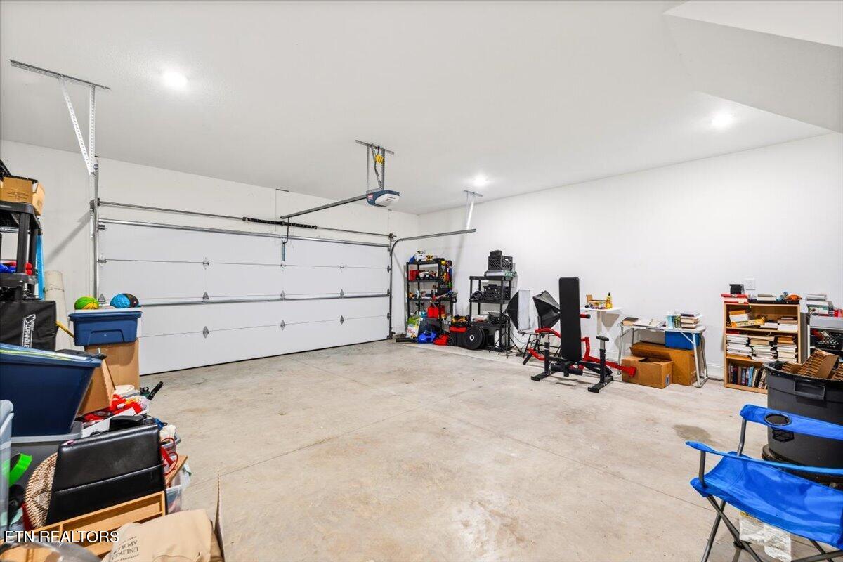 320 Wagon Lane Speedwell TN 37870