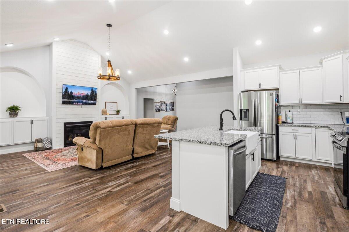 320 Wagon Lane Speedwell TN 37870