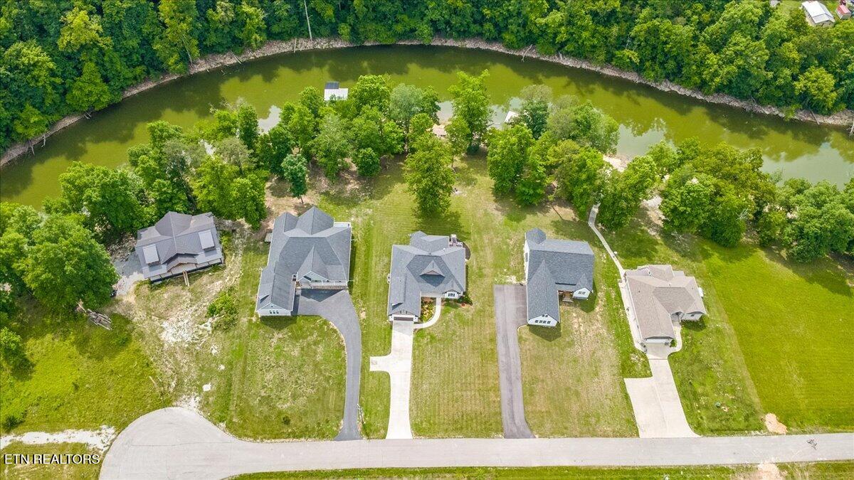 320 Wagon Lane Speedwell TN 37870