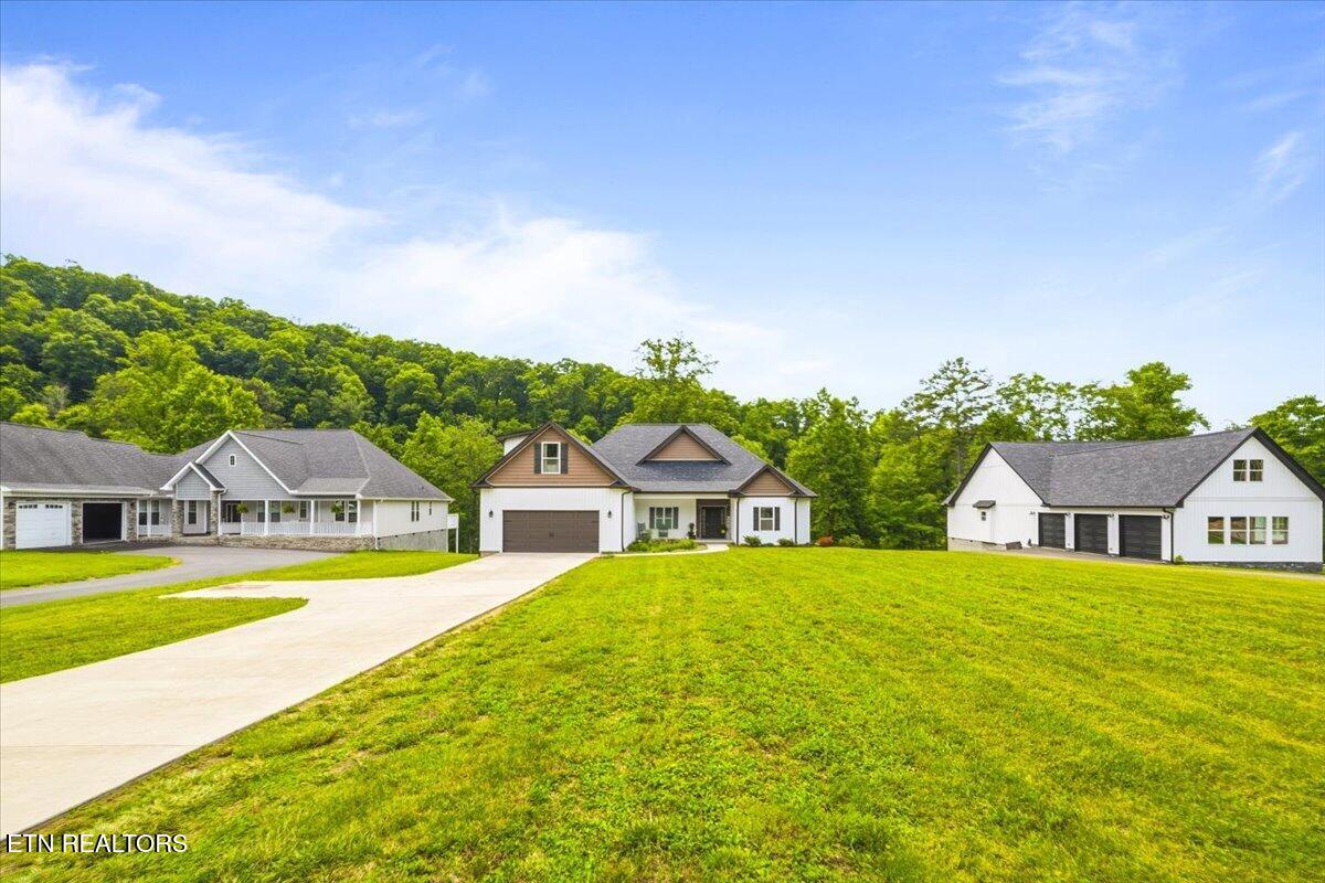 320 Wagon Lane Speedwell TN 37870