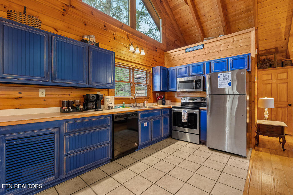 2402 Whitetail Ridge Way Sevierville TN 37862
