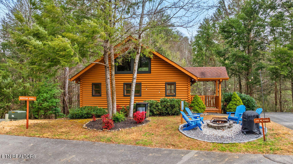 2402 Whitetail Ridge Way Sevierville TN 37862