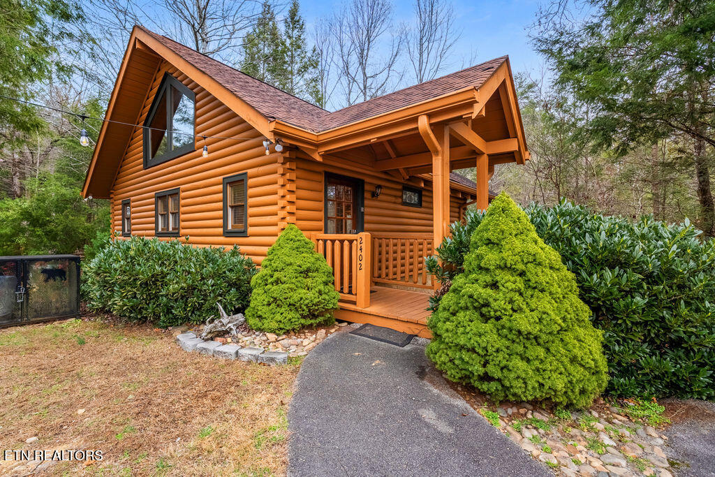 2402 Whitetail Ridge Way Sevierville TN 37862
