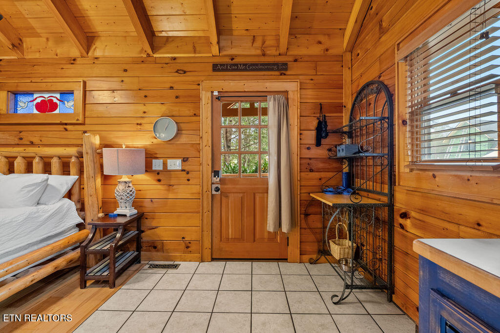 2402 Whitetail Ridge Way Sevierville TN 37862