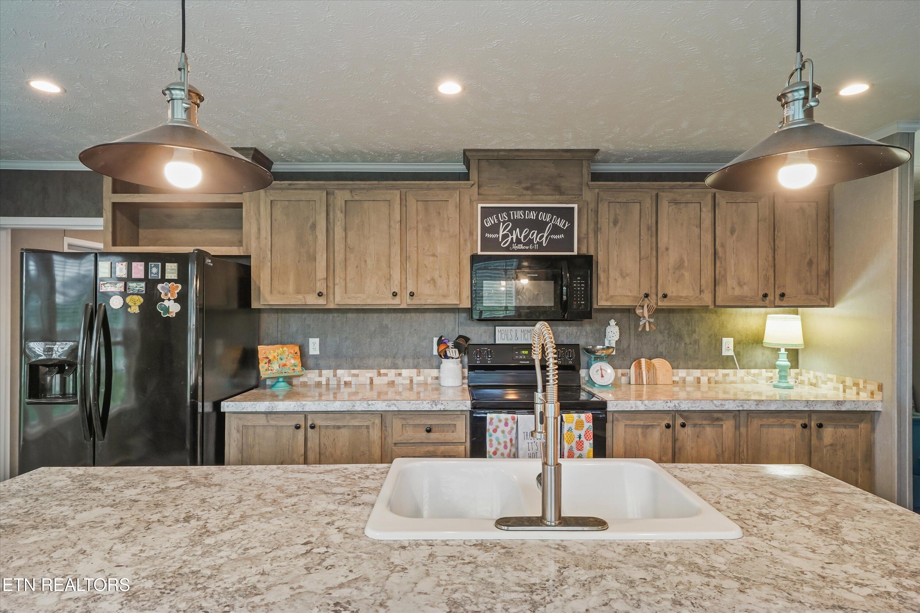 2236 Buttermilk Road Lenoir City TN 37771