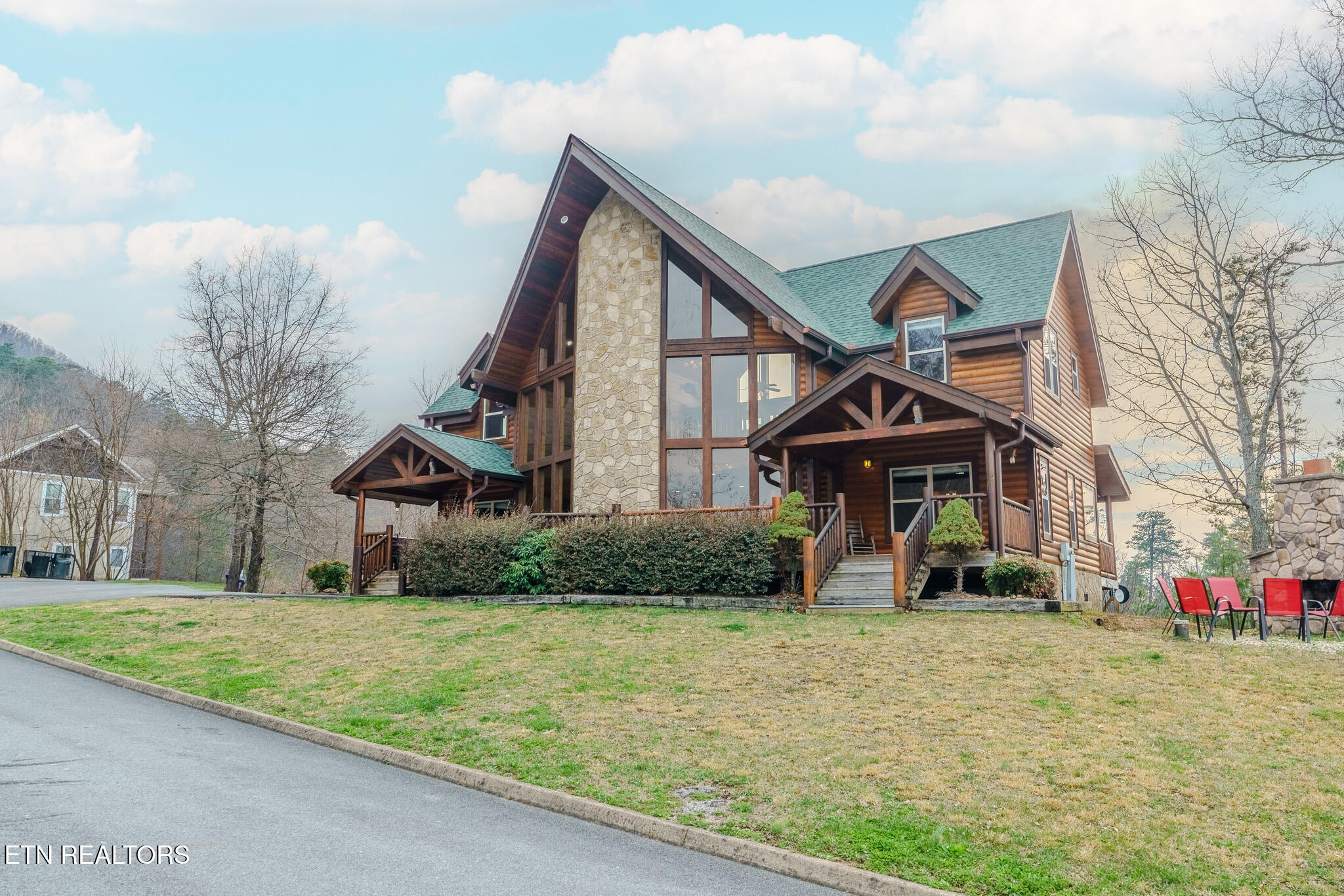 3329 Grouse Ridge Lane Sevierville TN 37862