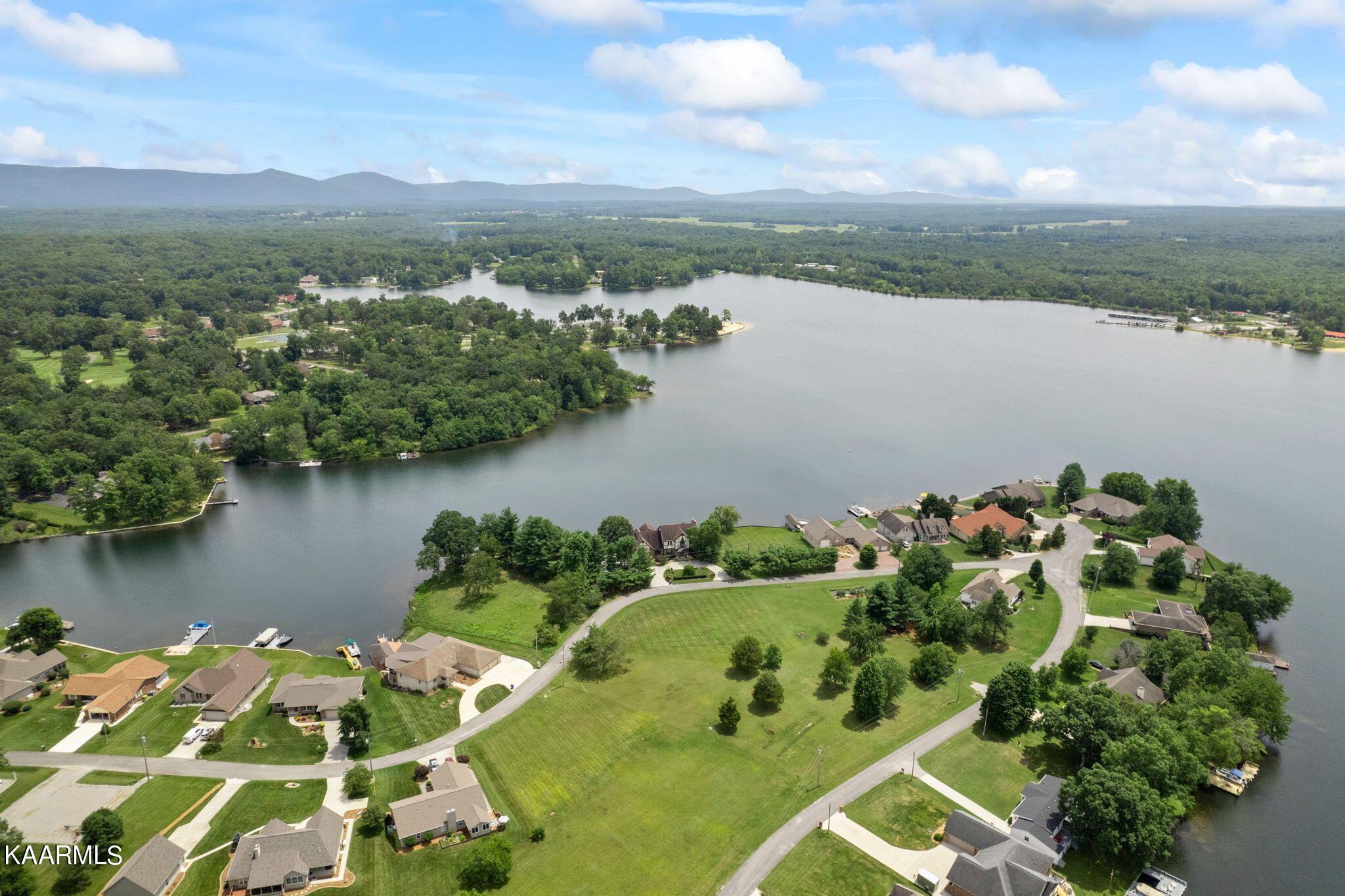 1246 Arrowhead Drive Crossville TN 38572