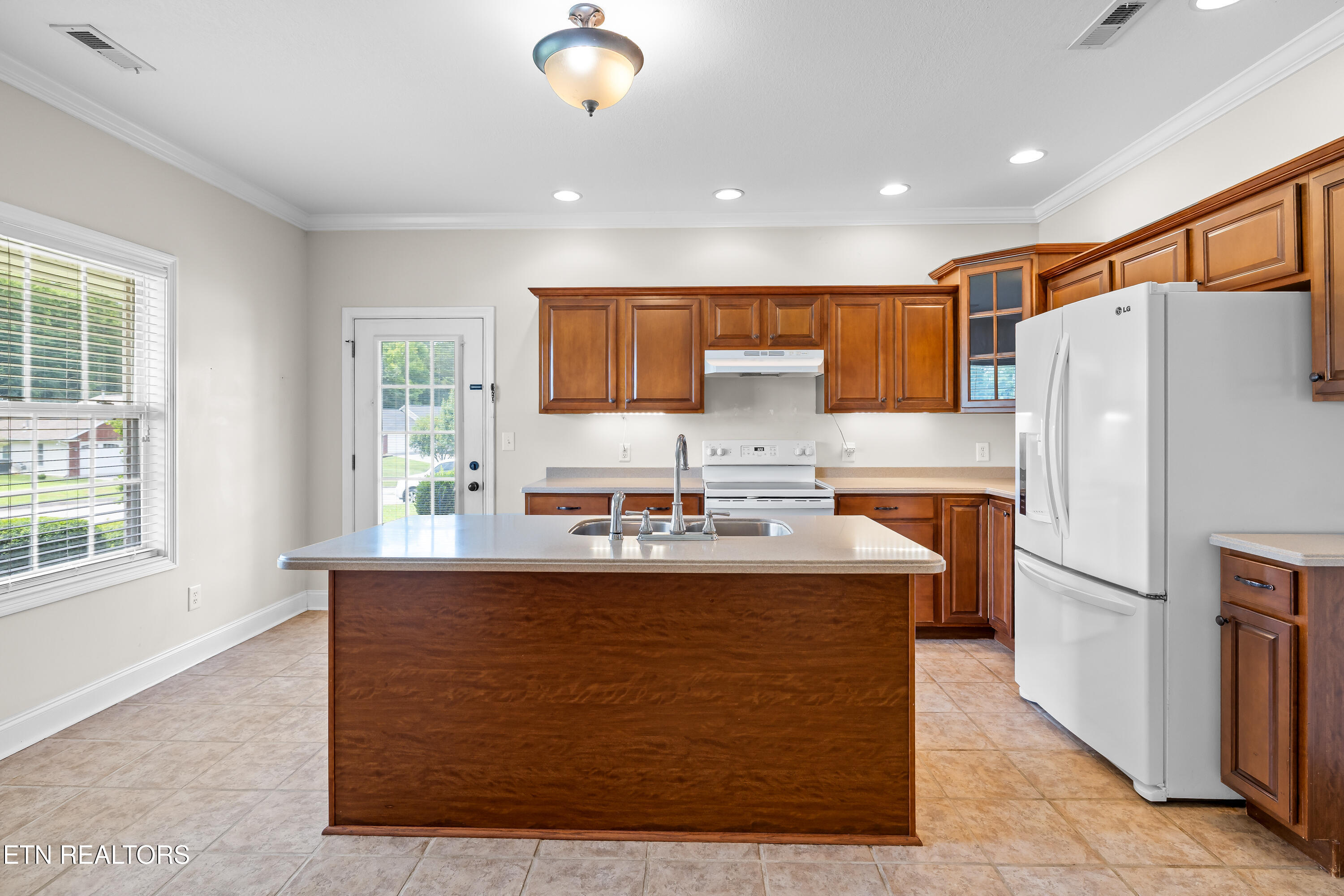 8002 Stone Hollow Drive Knoxville TN 37924