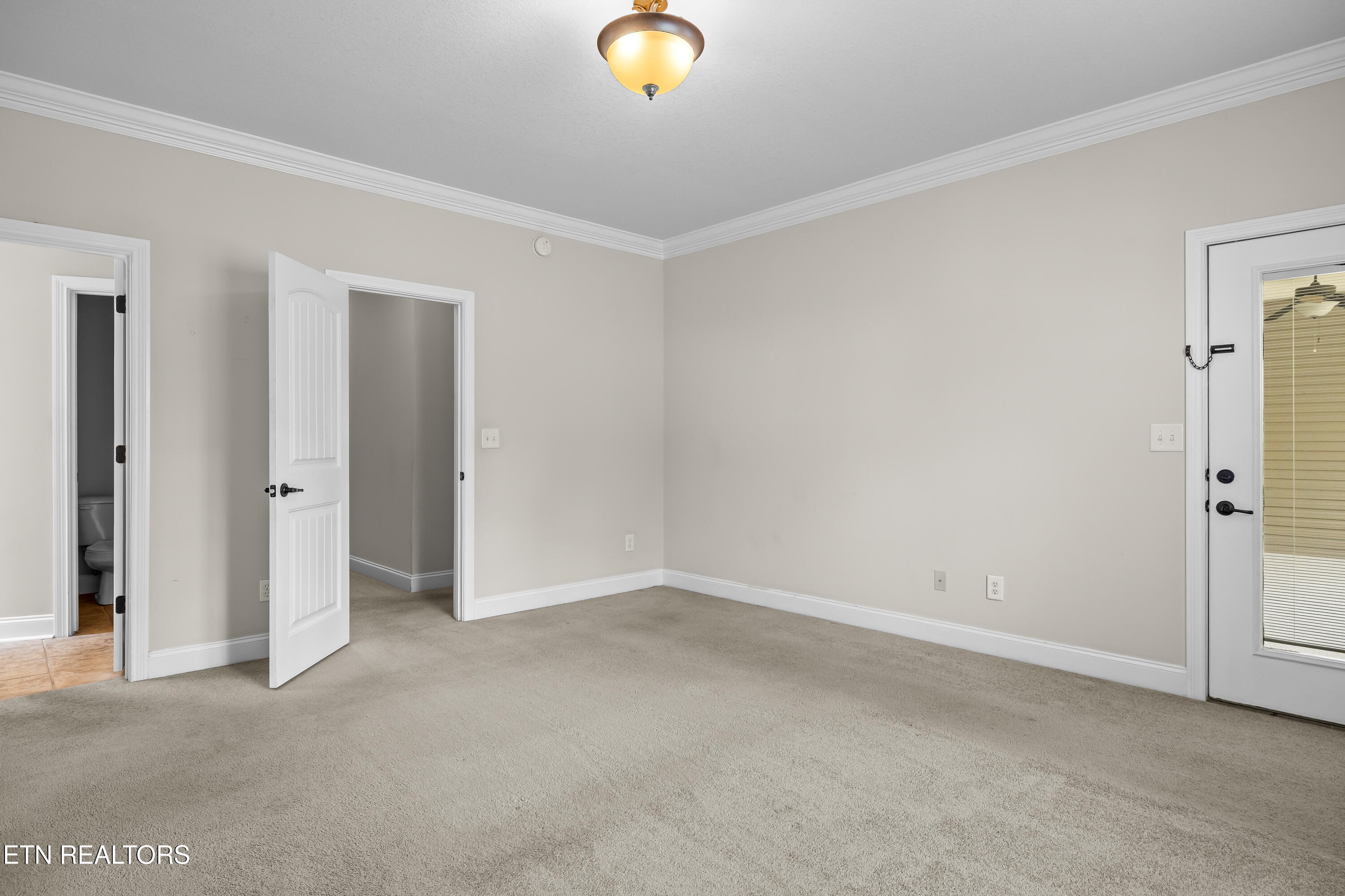 8002 Stone Hollow Drive Knoxville TN 37924