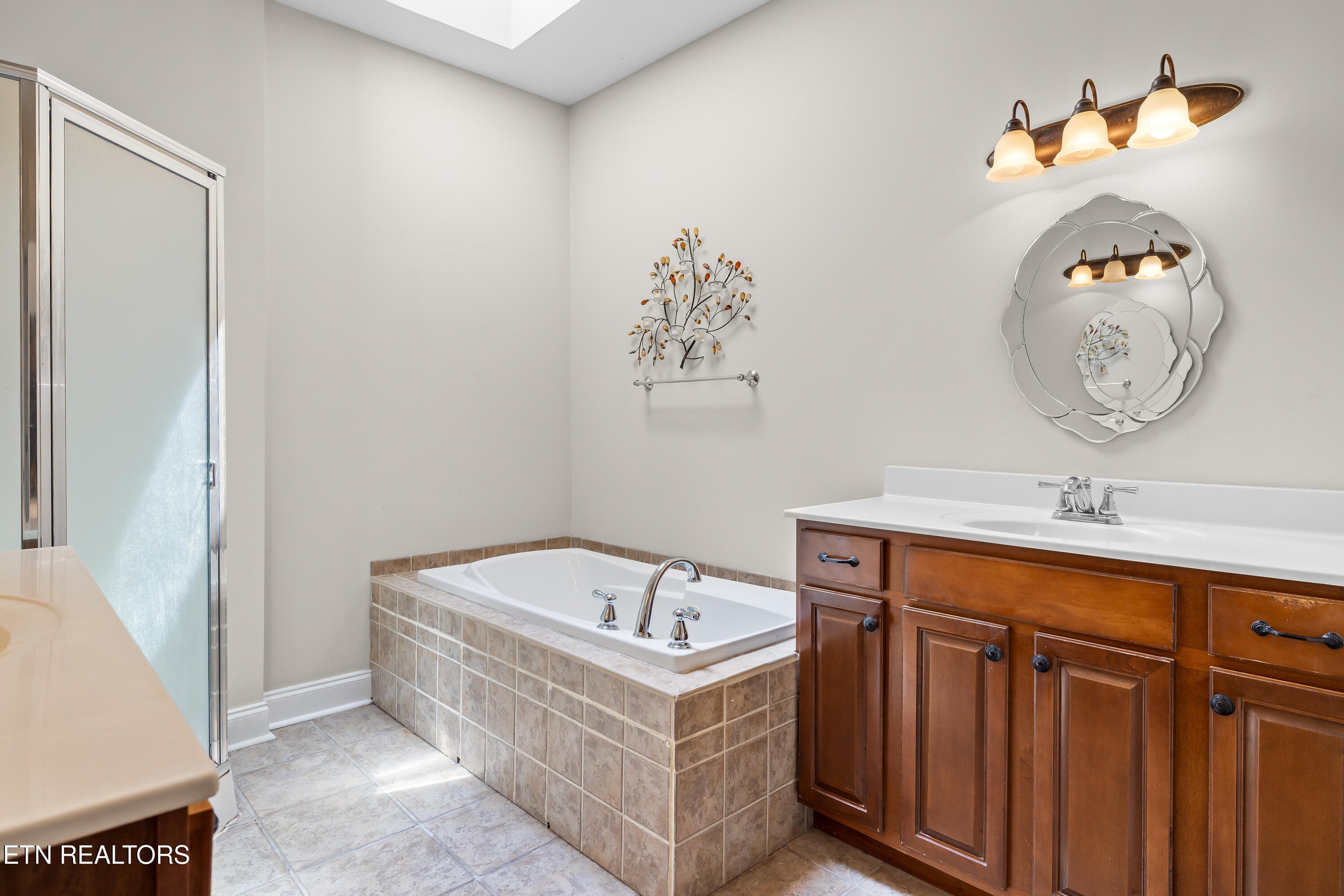 8002 Stone Hollow Drive Knoxville TN 37924