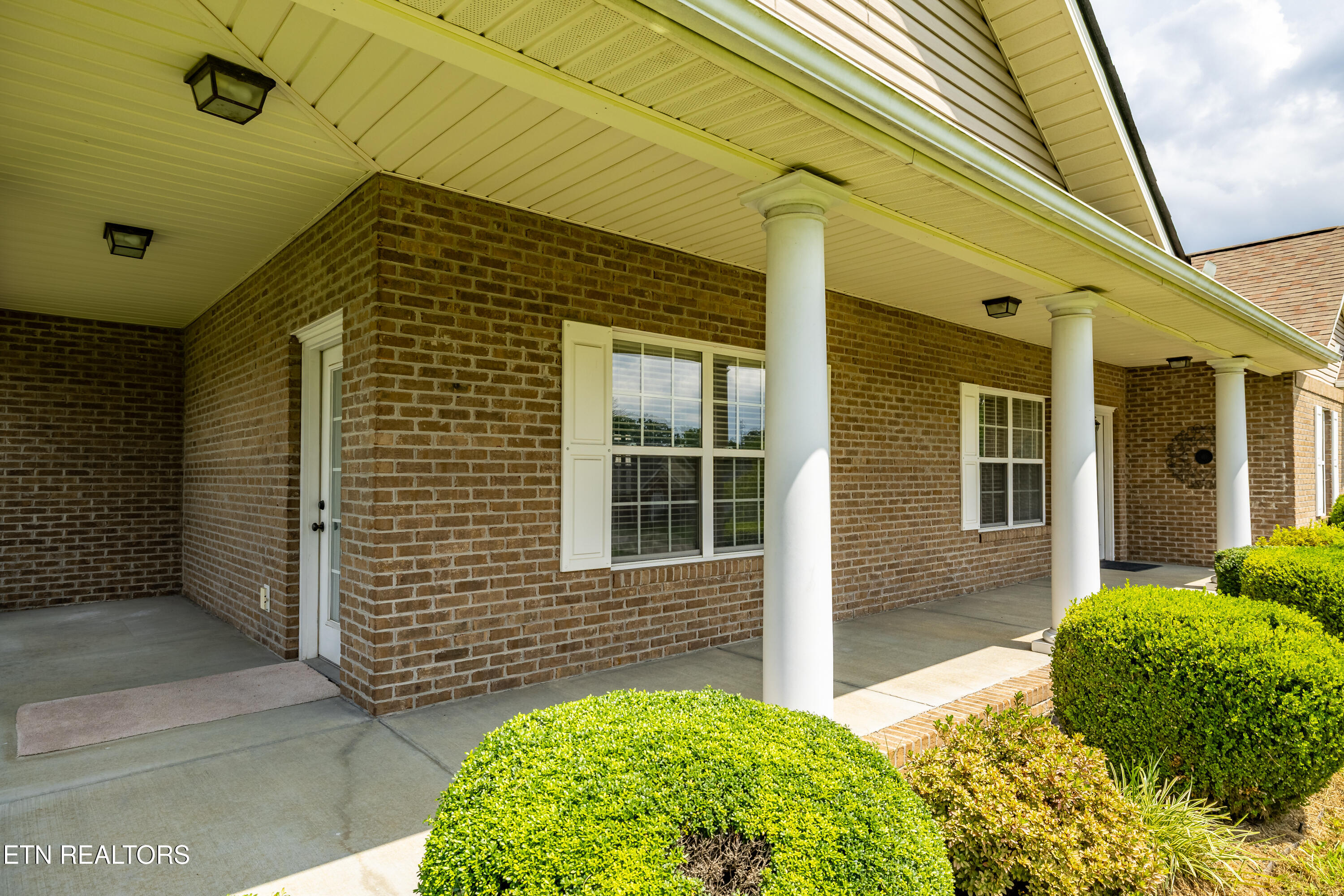 8002 Stone Hollow Drive Knoxville TN 37924