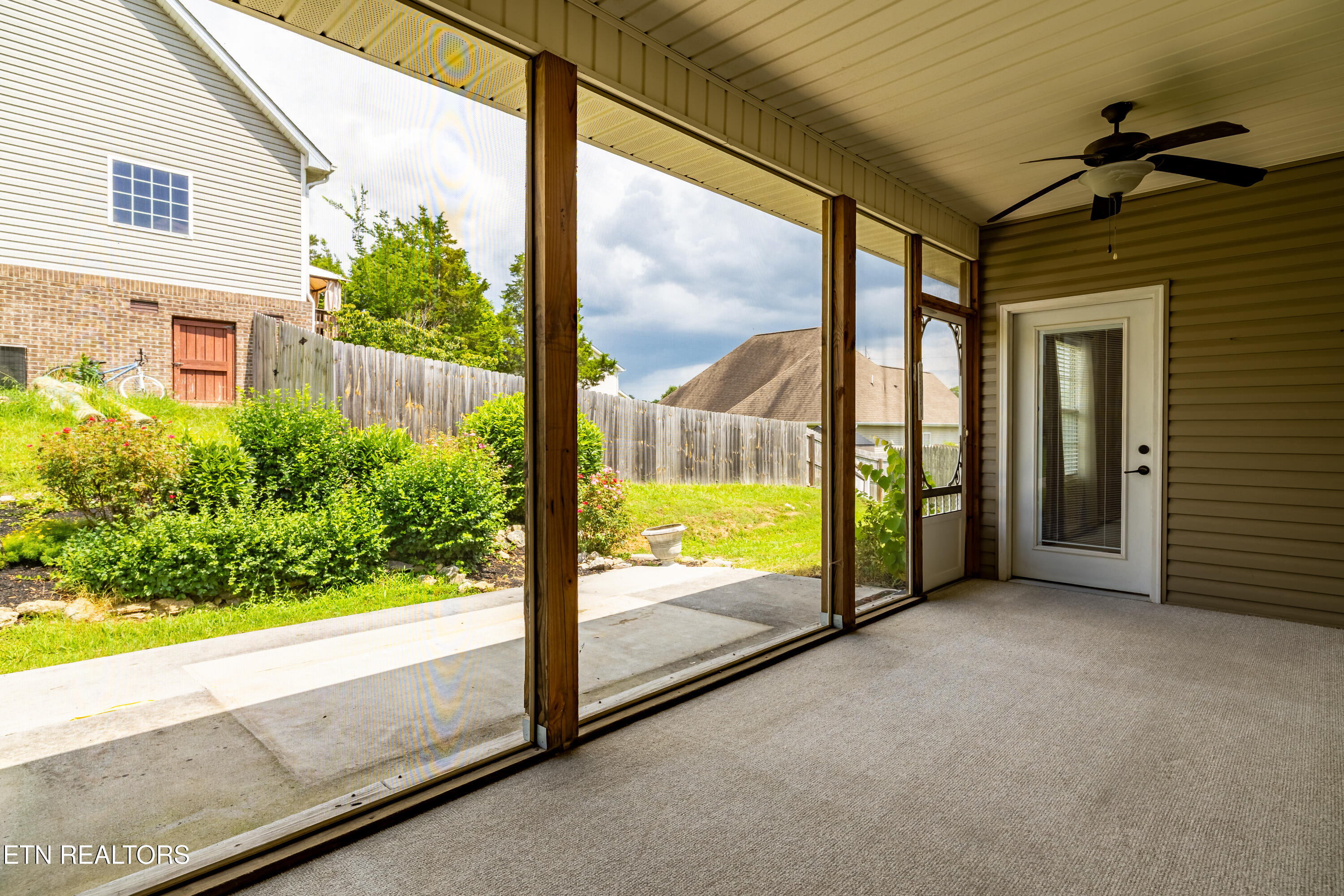 8002 Stone Hollow Drive Knoxville TN 37924