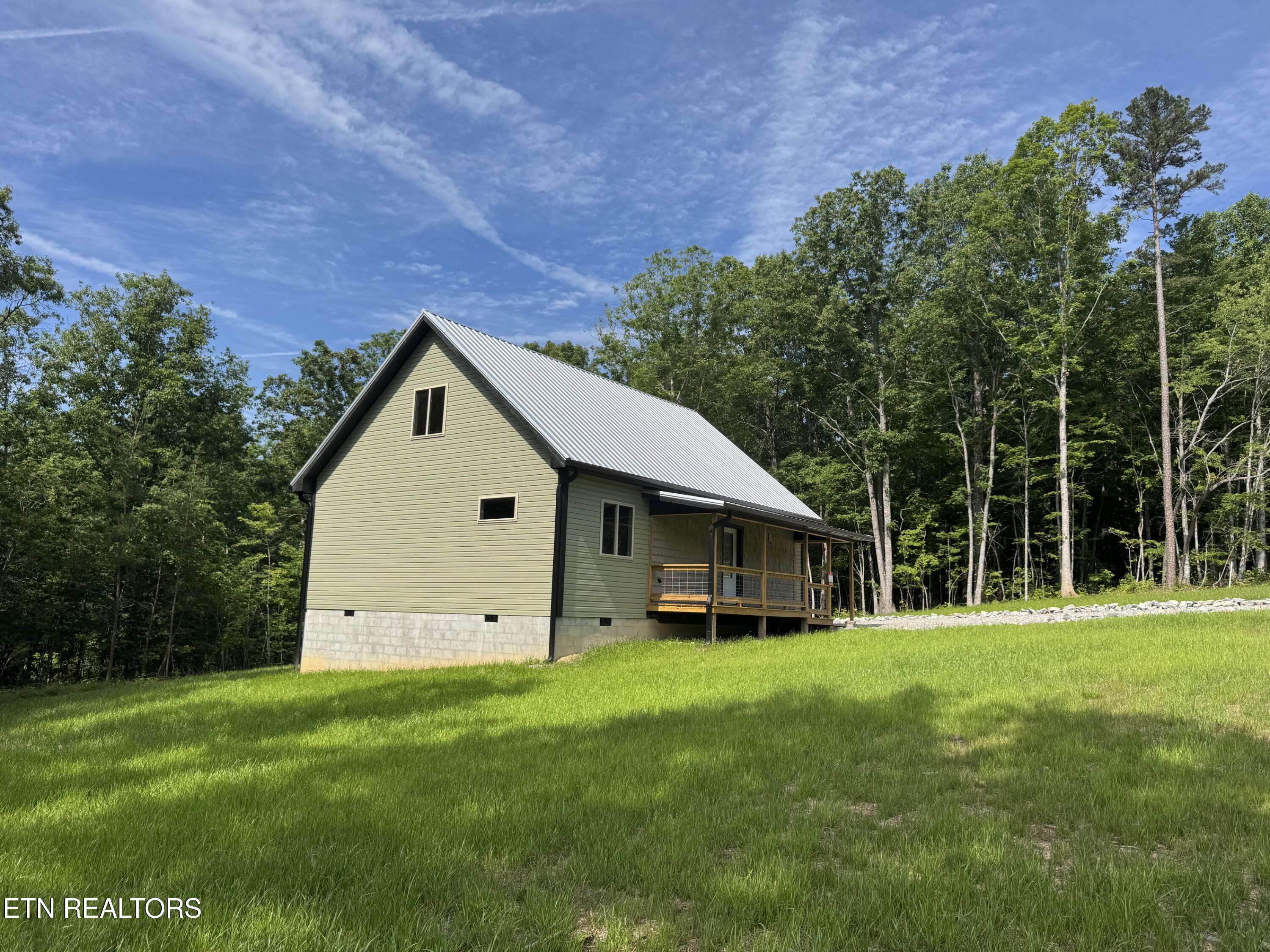 185 Northwood Place Jamestown TN 38556