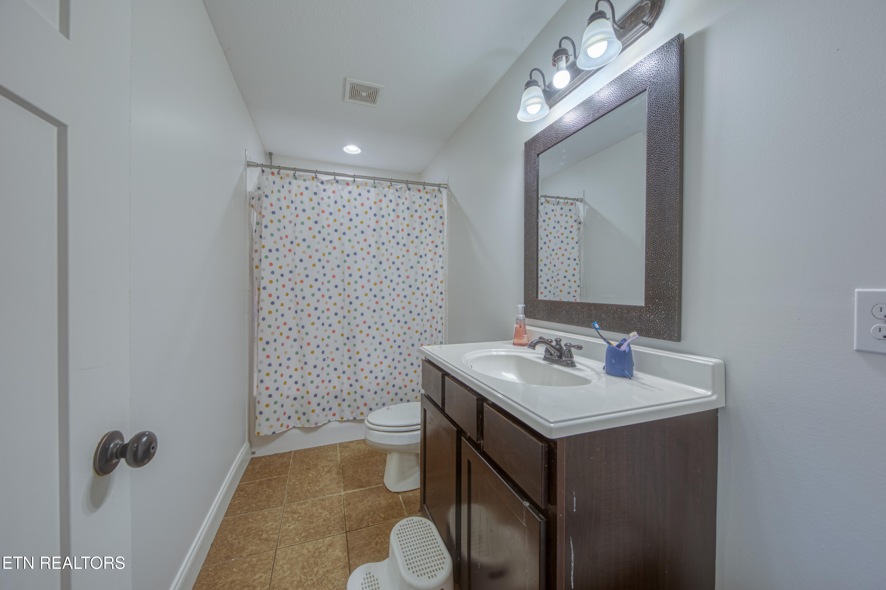 6933 Harvest Grove Lane Knoxville TN 37918