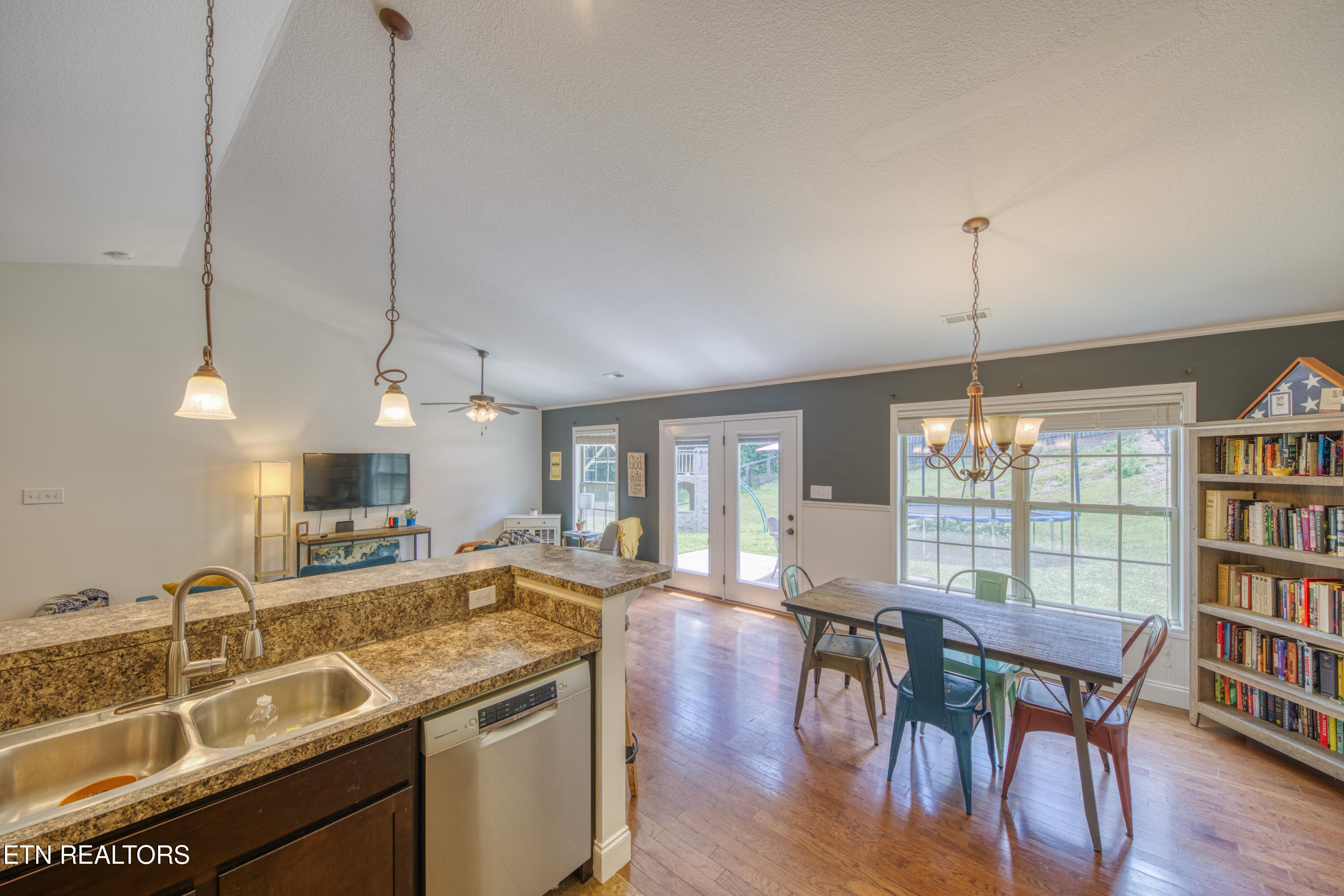6933 Harvest Grove Lane Knoxville TN 37918
