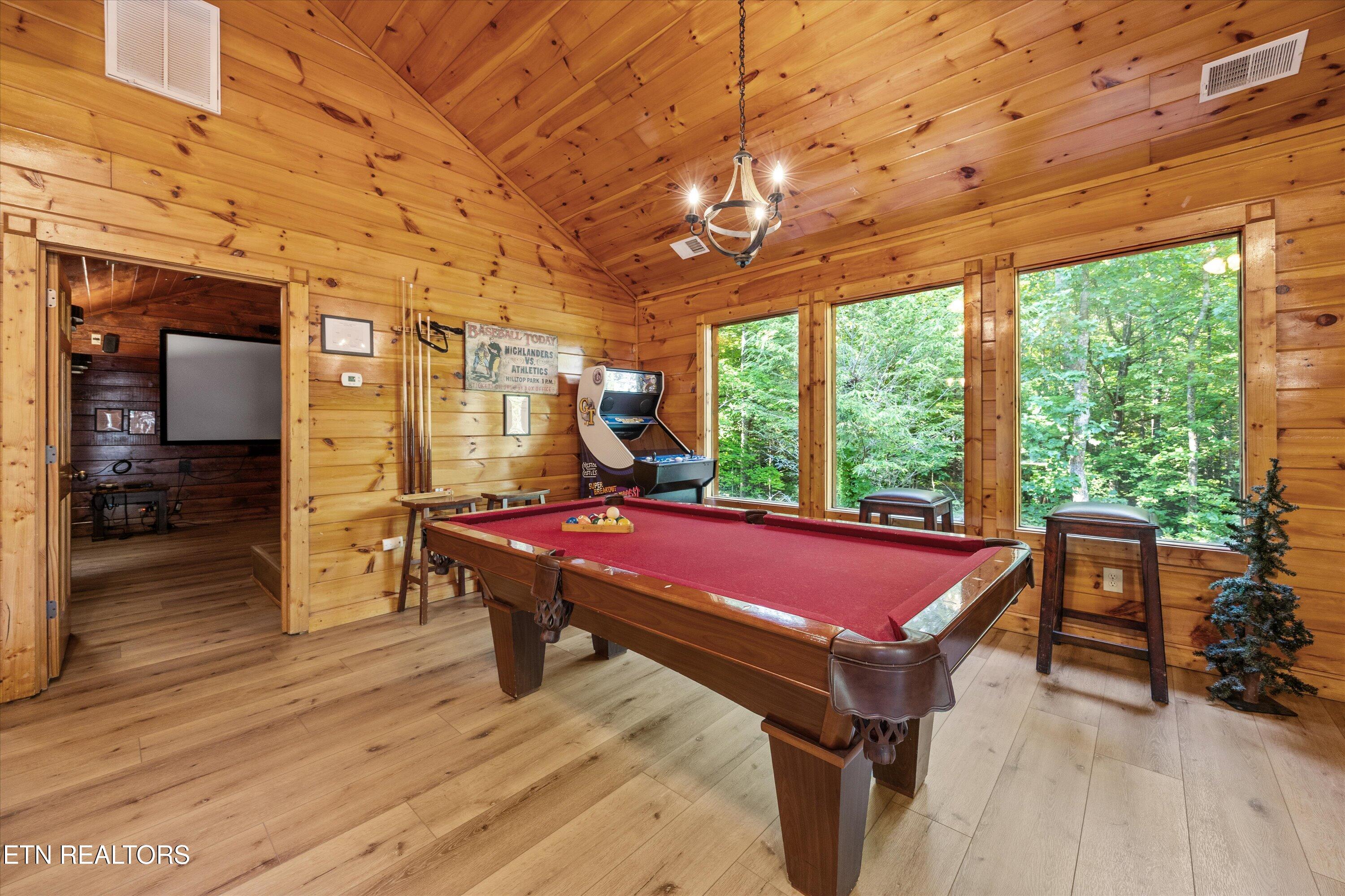 1827 Elk Springs Way Gatlinburg TN 37738