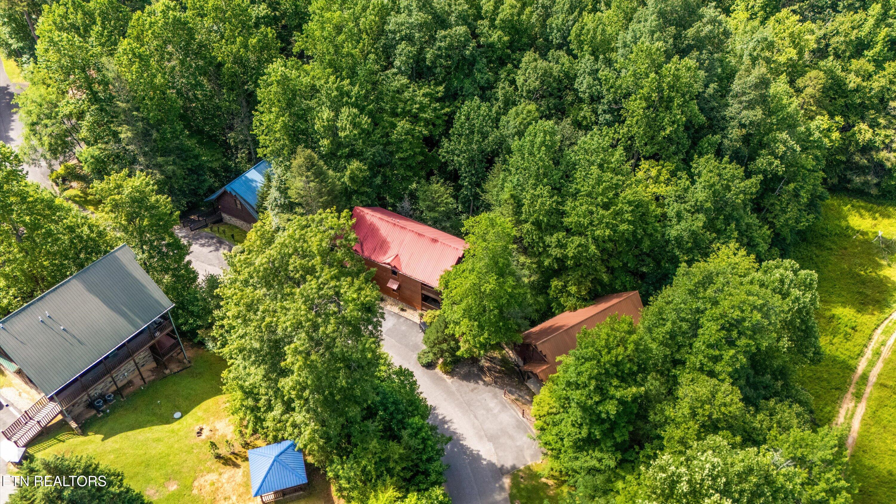 1827 Elk Springs Way Gatlinburg TN 37738