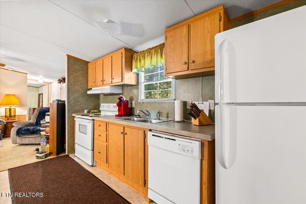 1547 Alder Springs Road Lafollette TN 37766