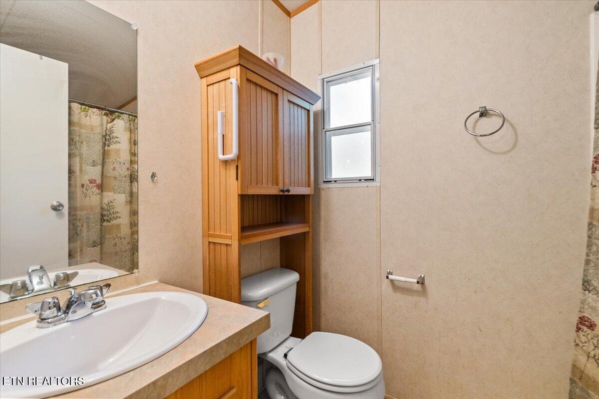 1547 Alder Springs Road Lafollette TN 37766
