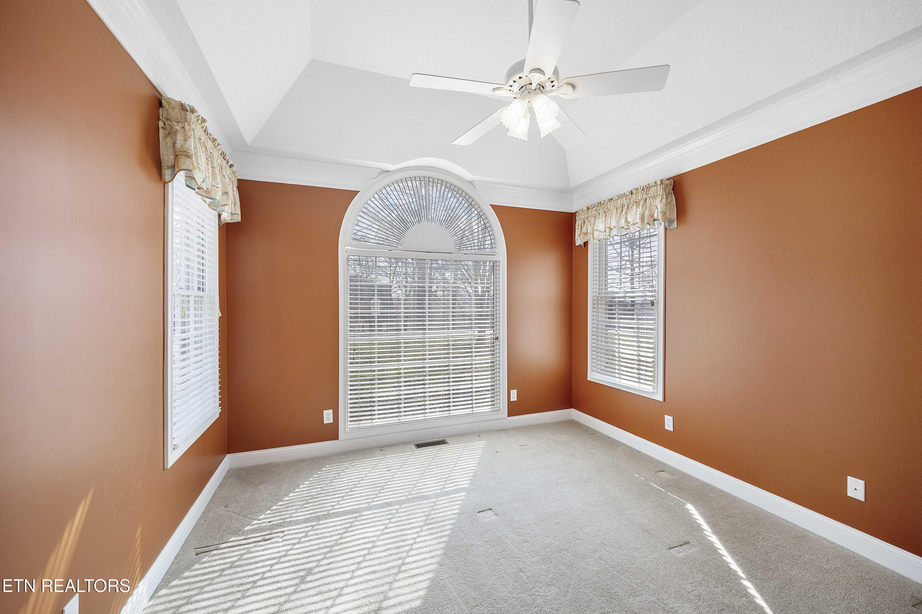 225 Alpine Drive Clinton TN 37716