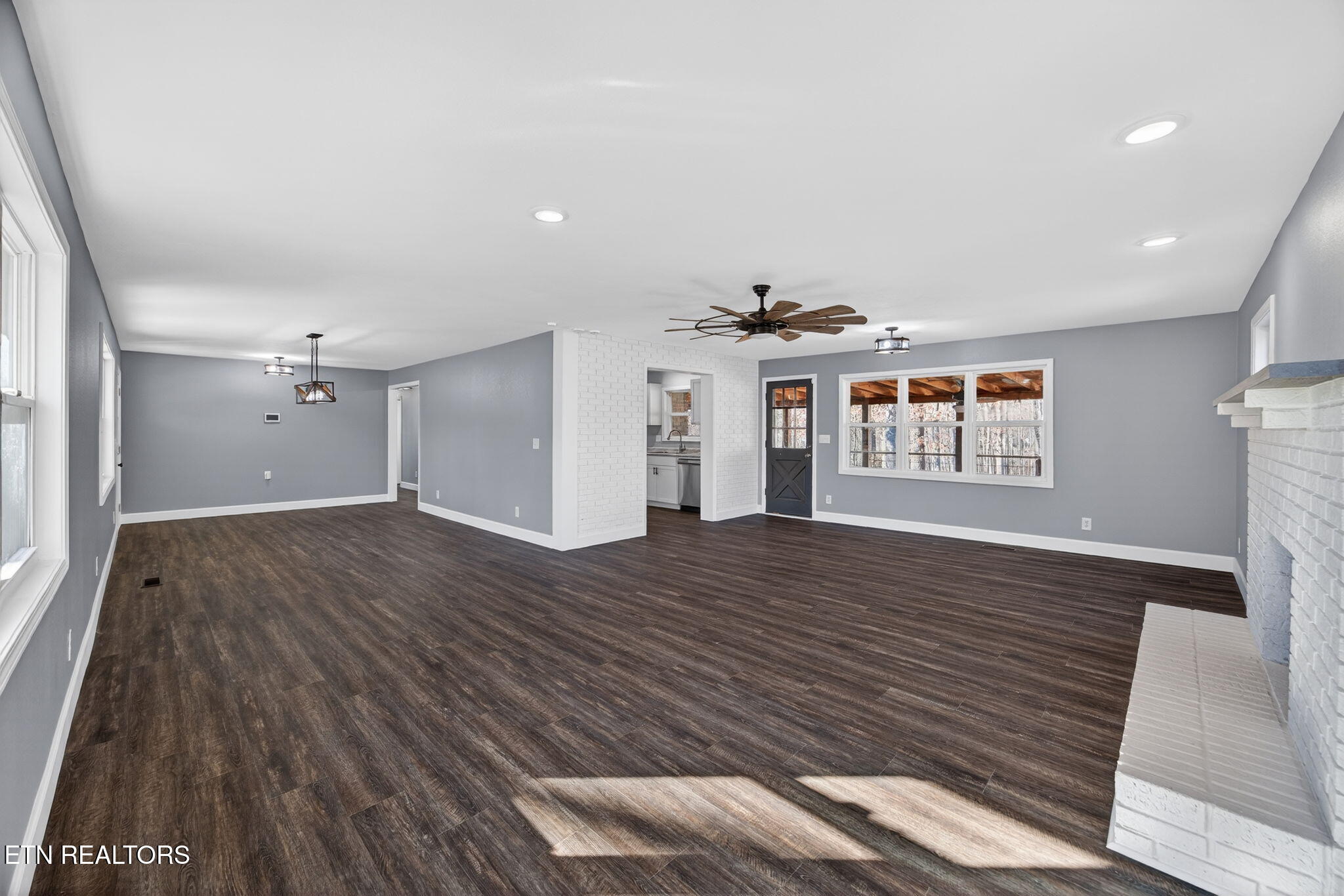 1112 N Shady Lane Loop Clarkrange TN 38553