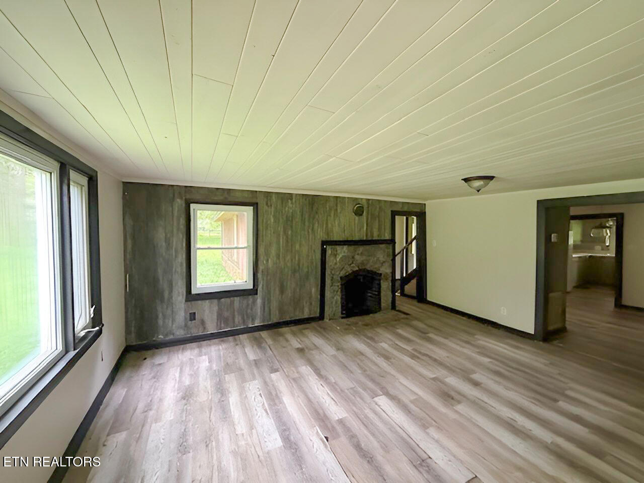 2750 Happy Hollow Road Sevierville TN 37862