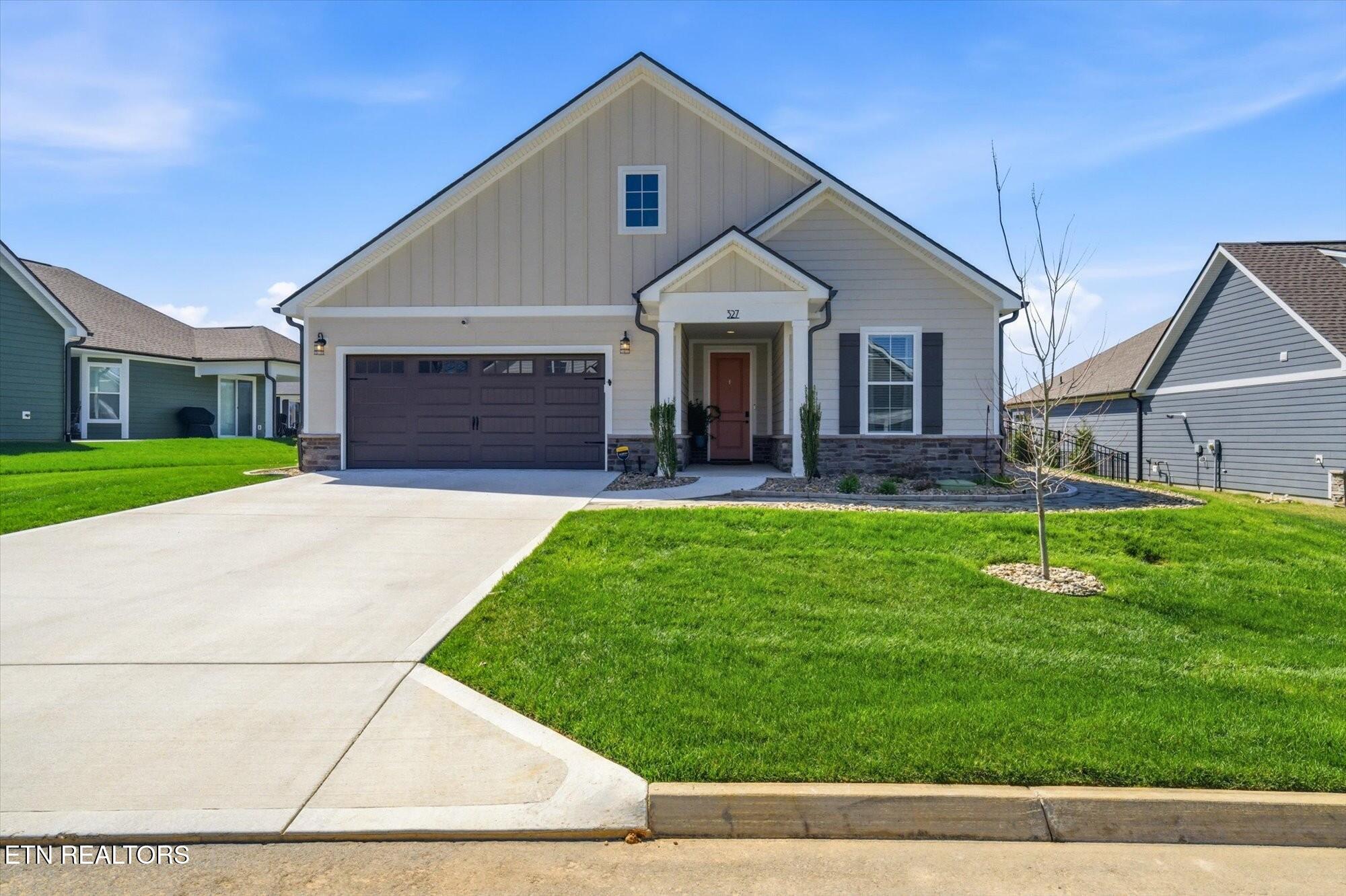 327 Trillium Lenoir City TN 37771