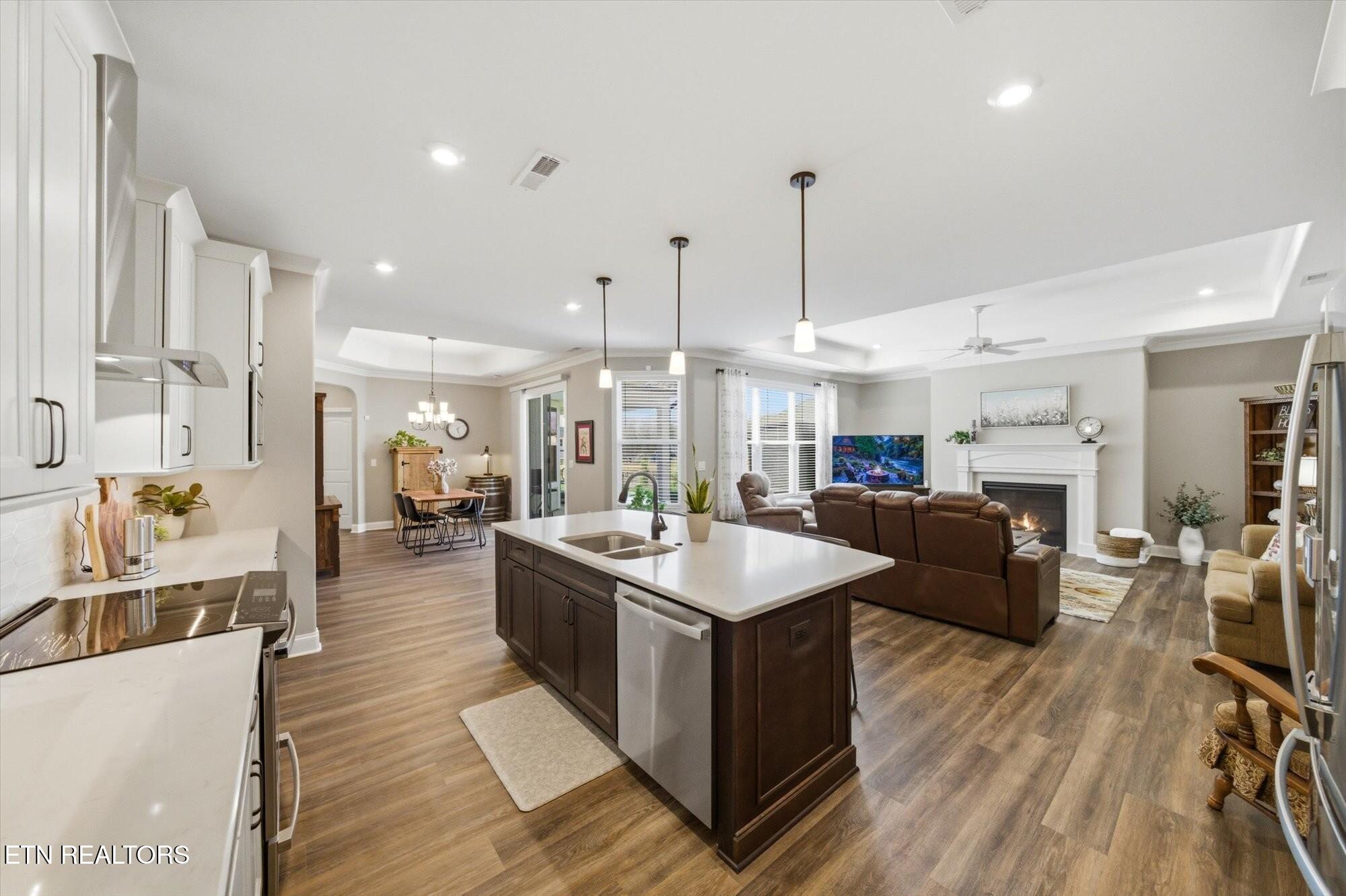327 Trillium Lenoir City TN 37771