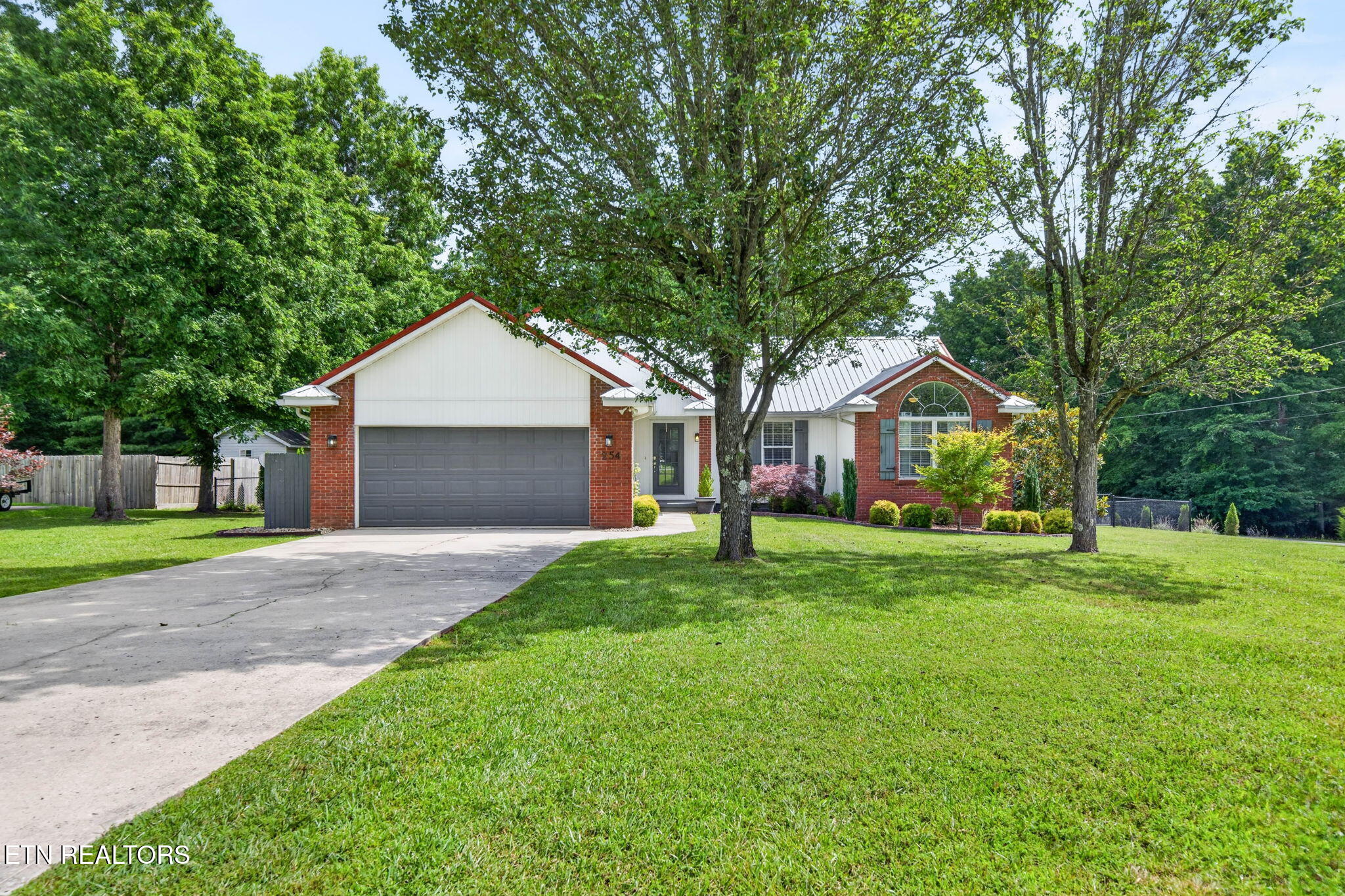 254 Canary Drive Crossville TN 38555