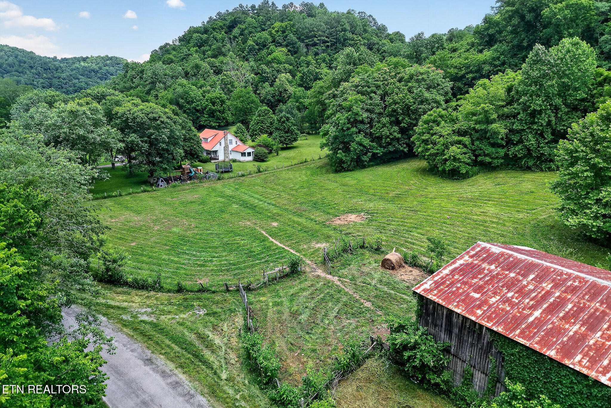 283 Hunting Creek Road Whitleyville TN 38588