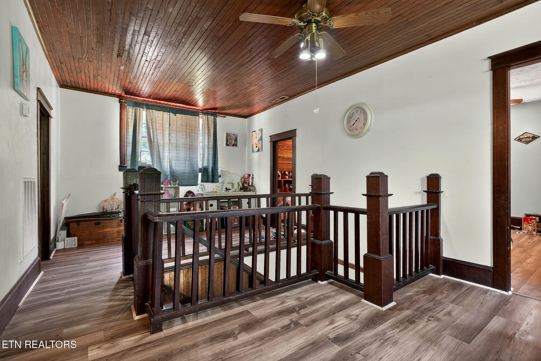 283 Hunting Creek Road Whitleyville TN 38588