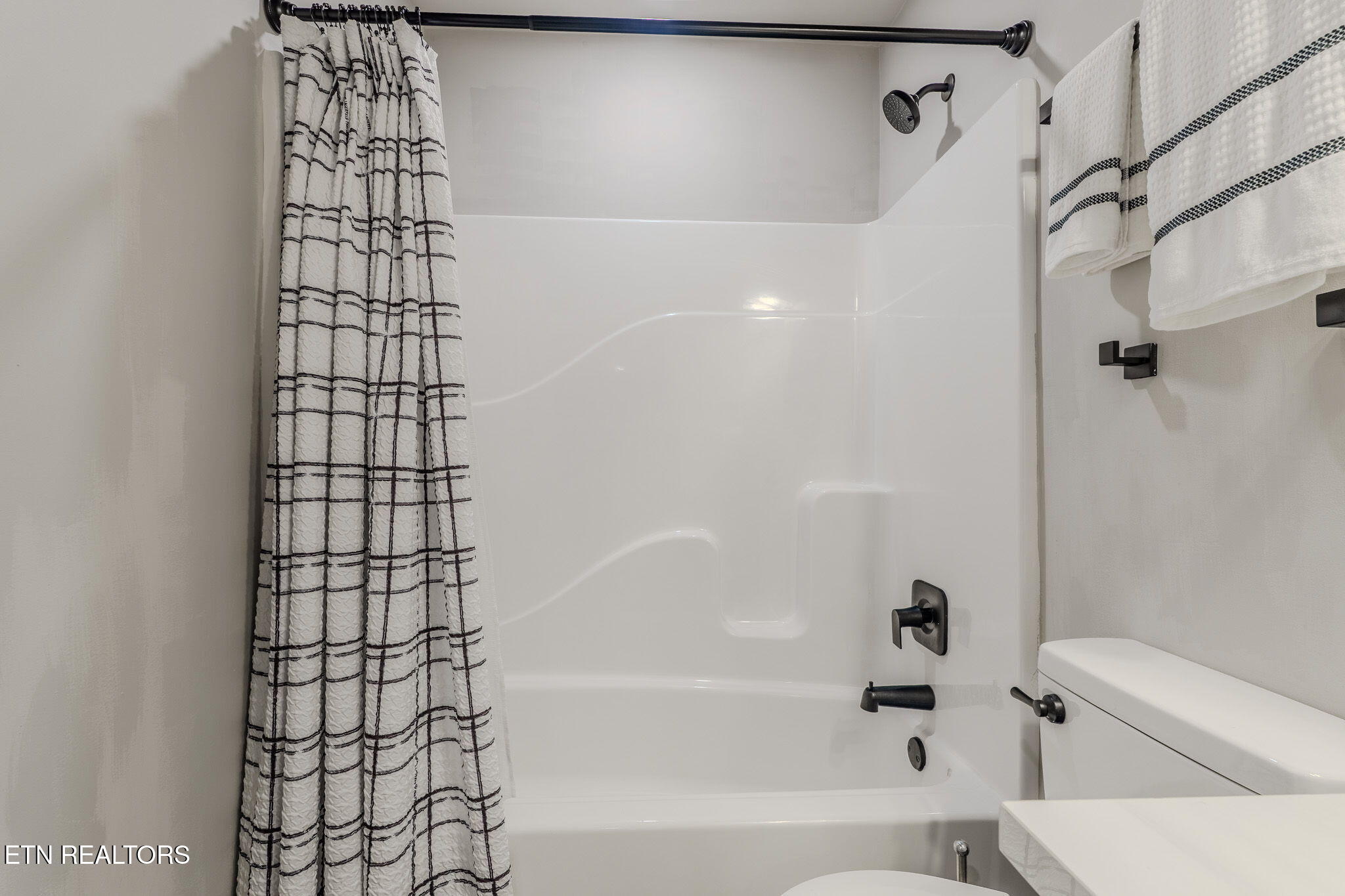 214 Morton Road Lafollette TN 37766
