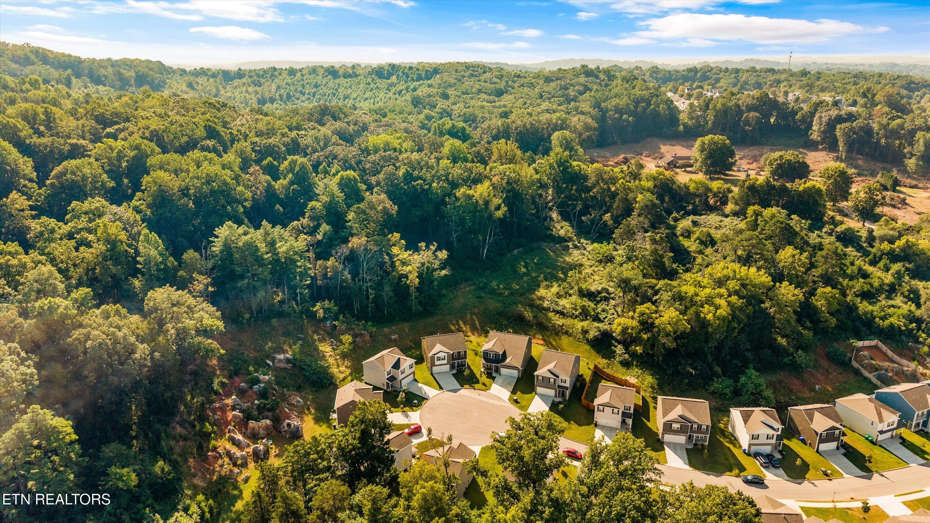 7104 Dusty Rose Lane Knoxville TN 37921