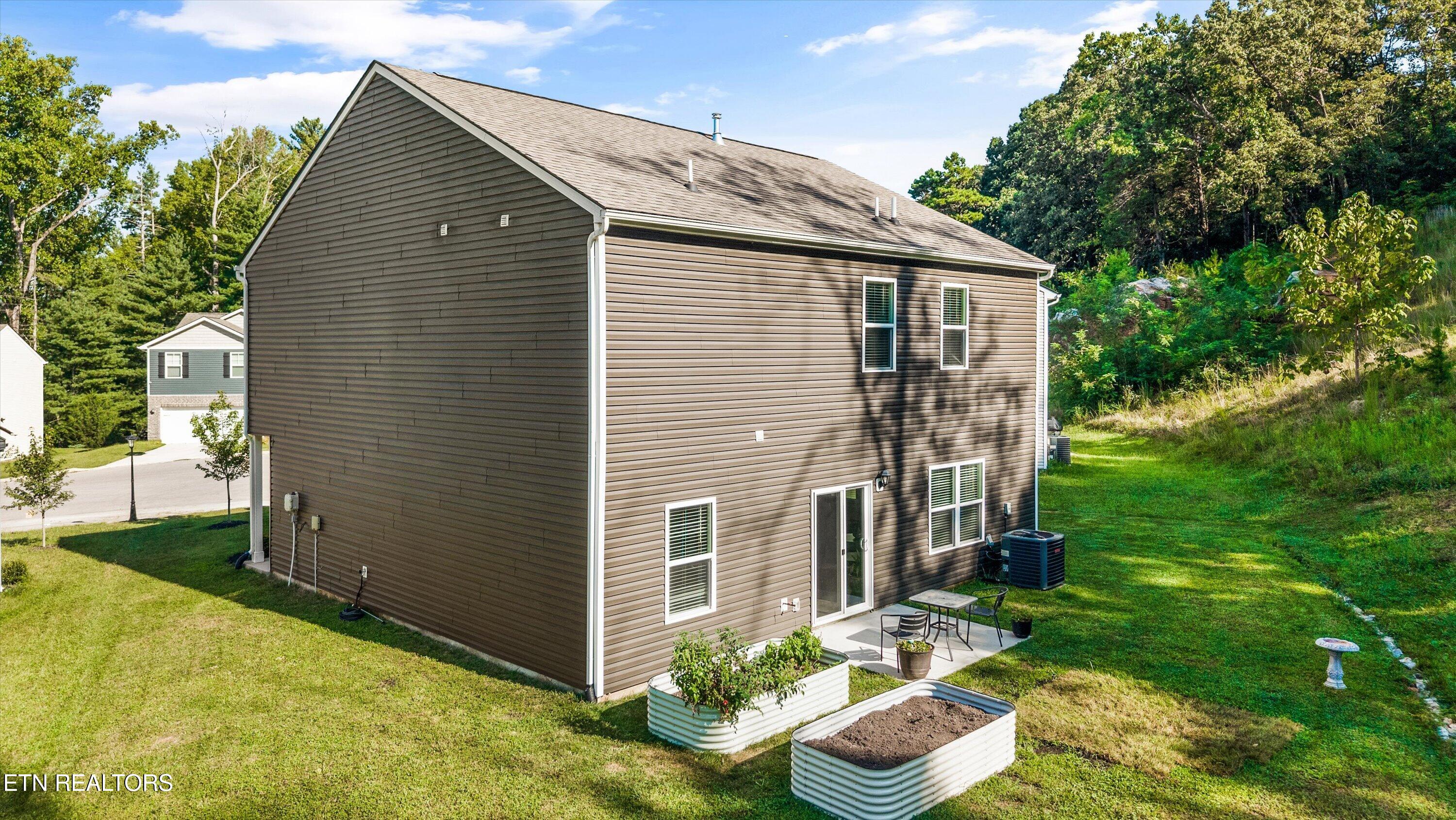 7104 Dusty Rose Lane Knoxville TN 37921