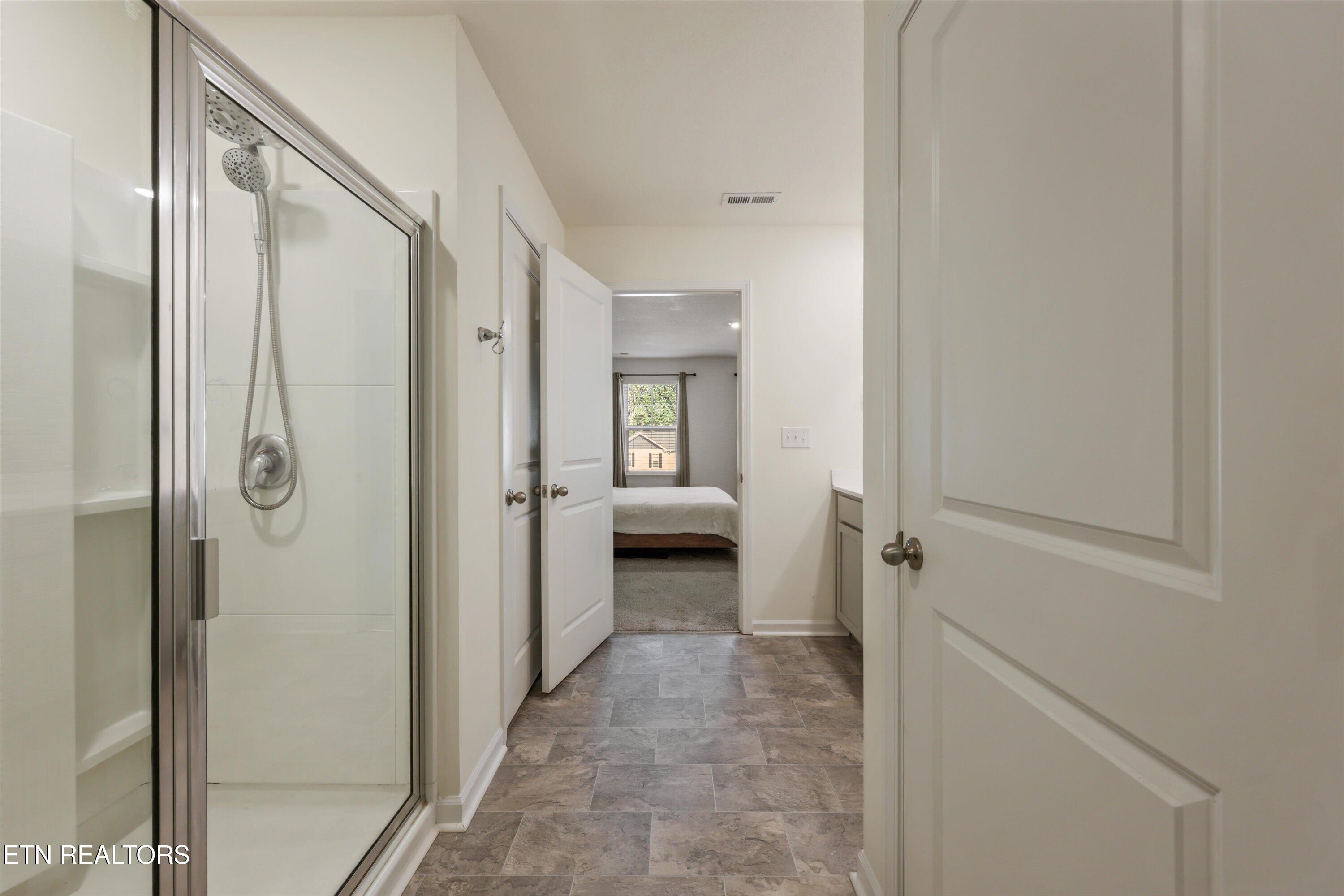 7104 Dusty Rose Lane Knoxville TN 37921