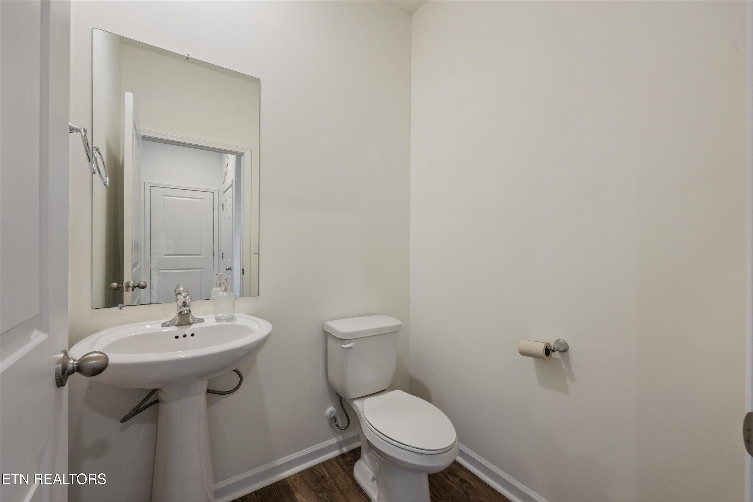 7104 Dusty Rose Lane Knoxville TN 37921