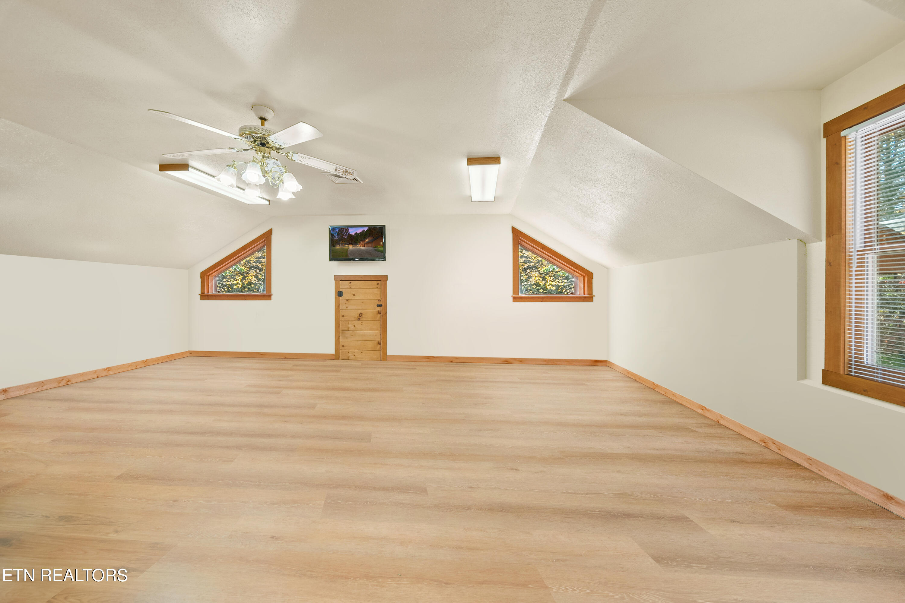 217 Seaton Drive Gatlinburg TN 37738