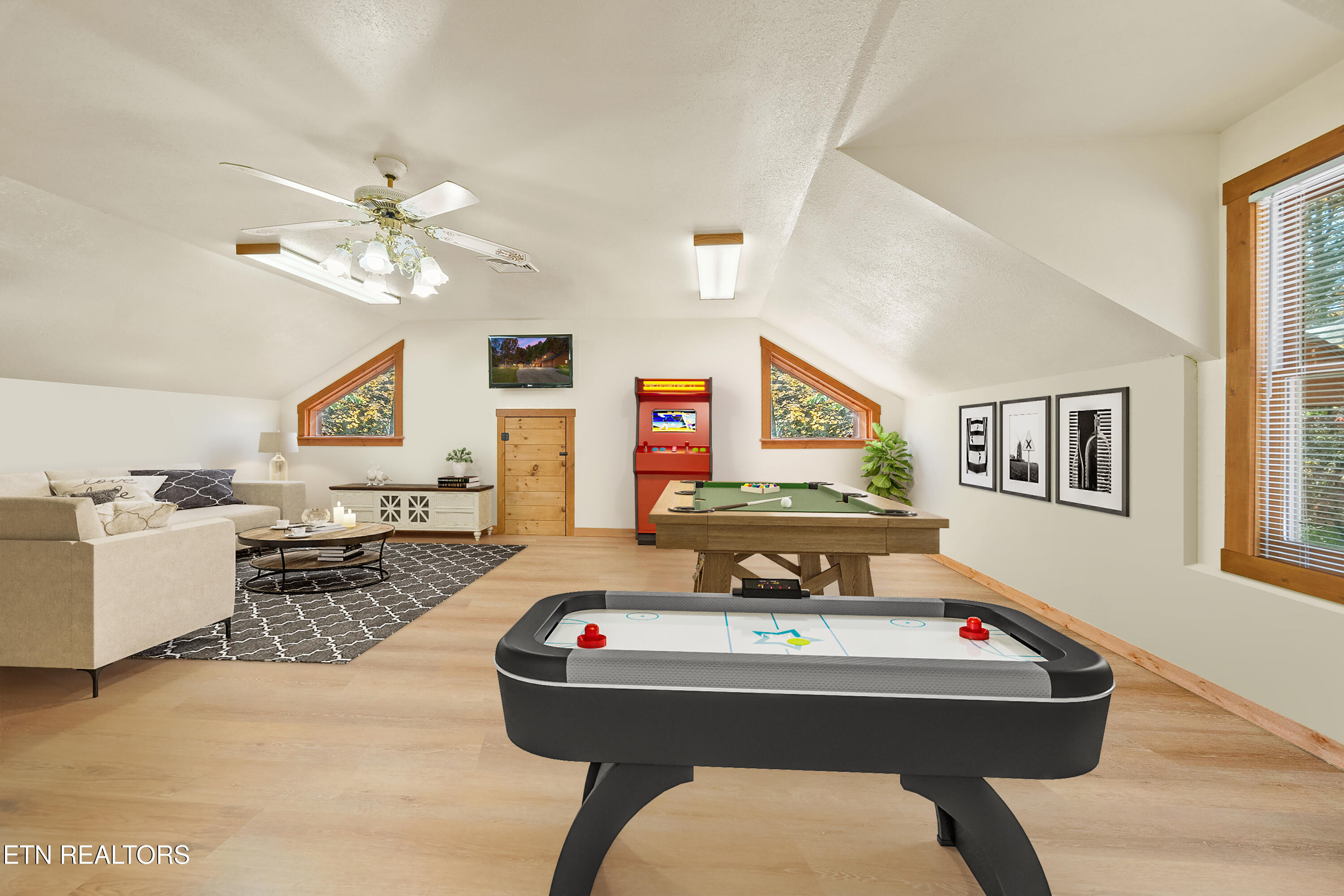 217 Seaton Drive Gatlinburg TN 37738