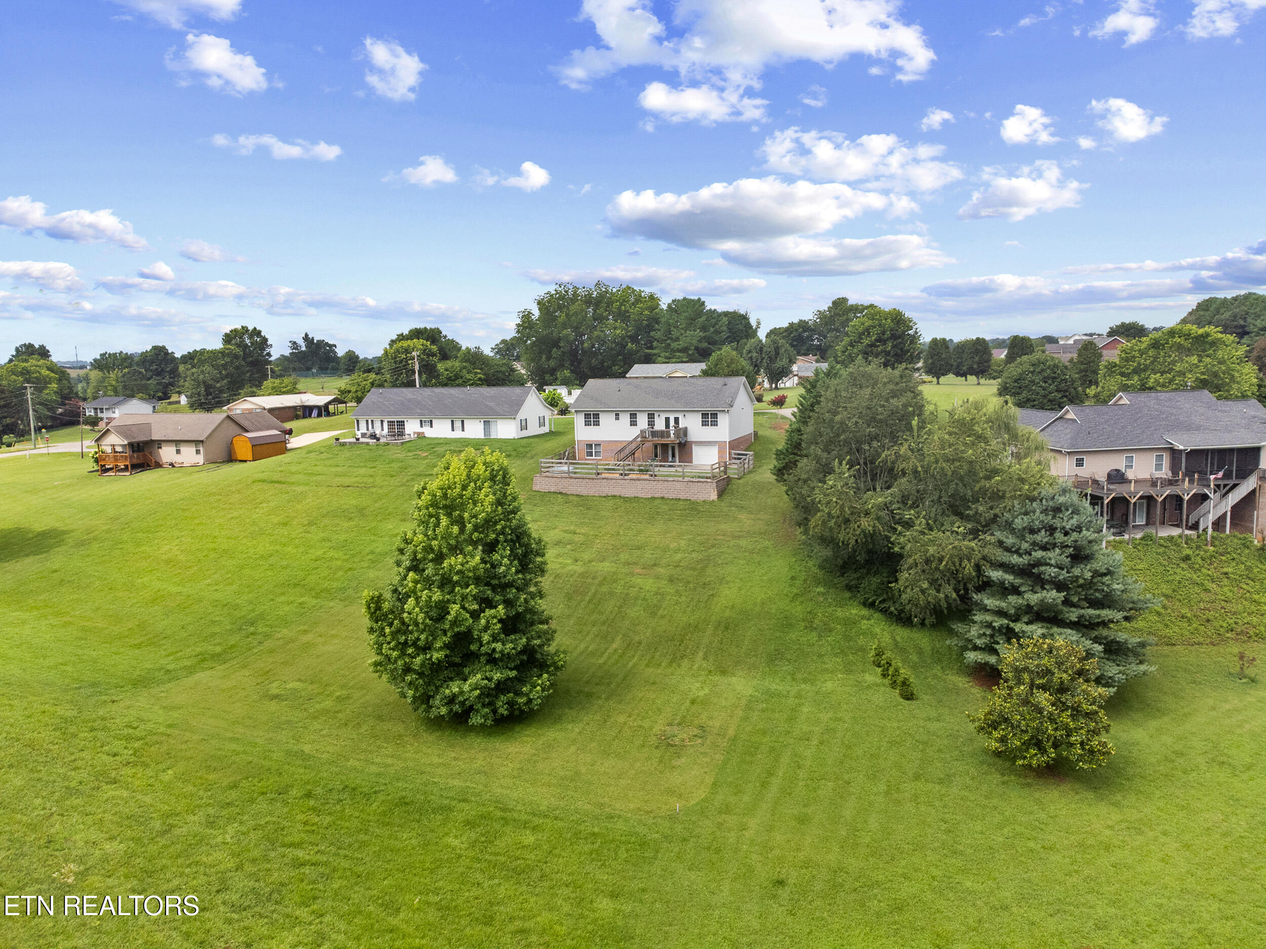 3861 Valentine Road Maryville TN 37804