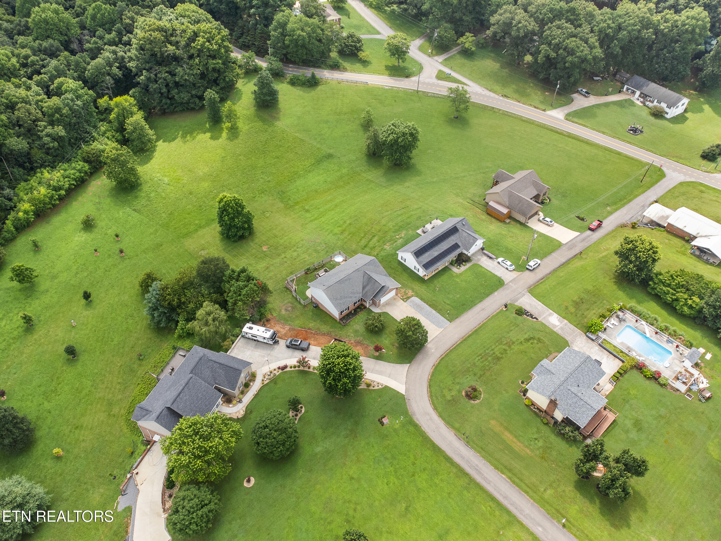 3861 Valentine Road Maryville TN 37804