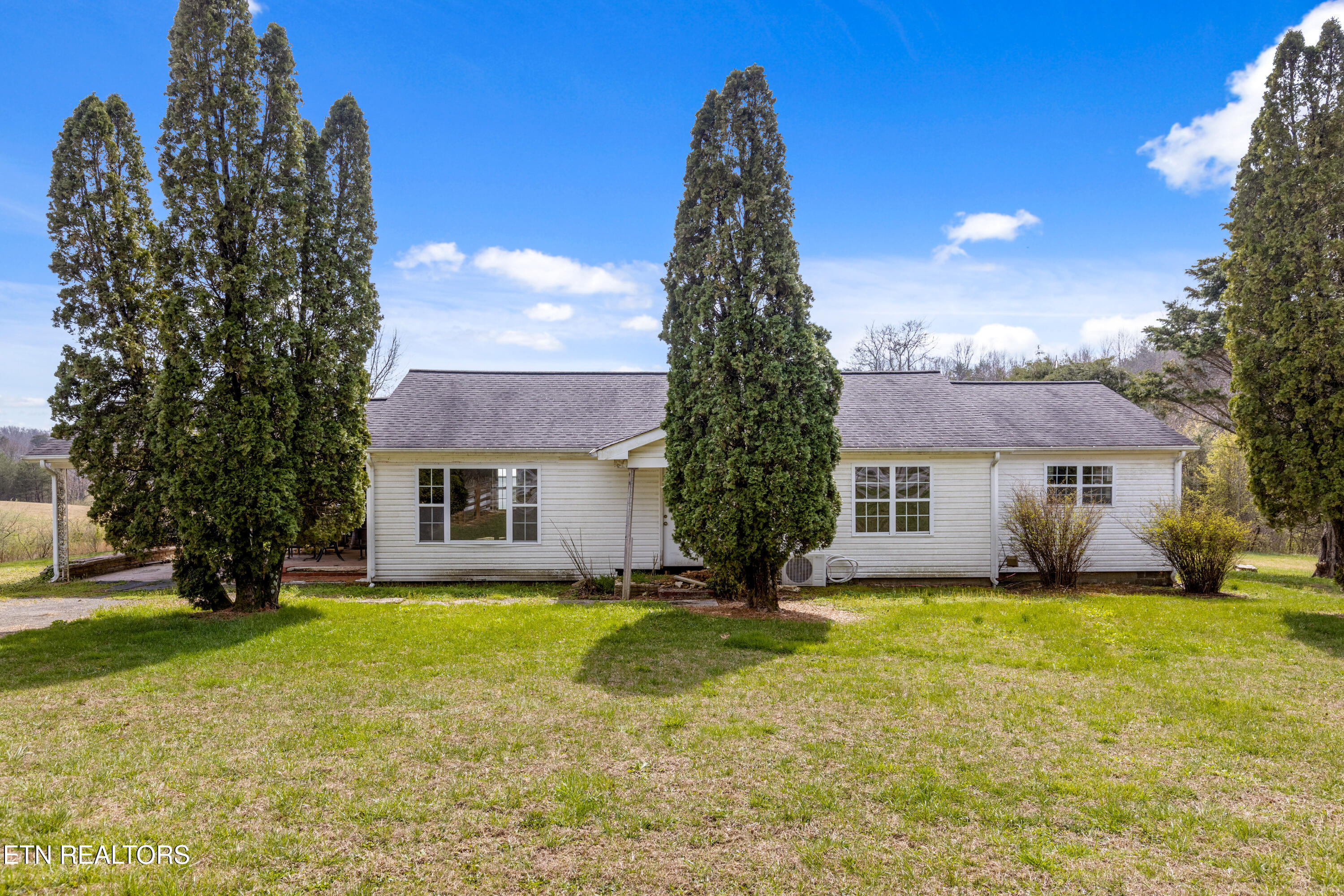 35290 Sr 30 Pikeville TN 37367