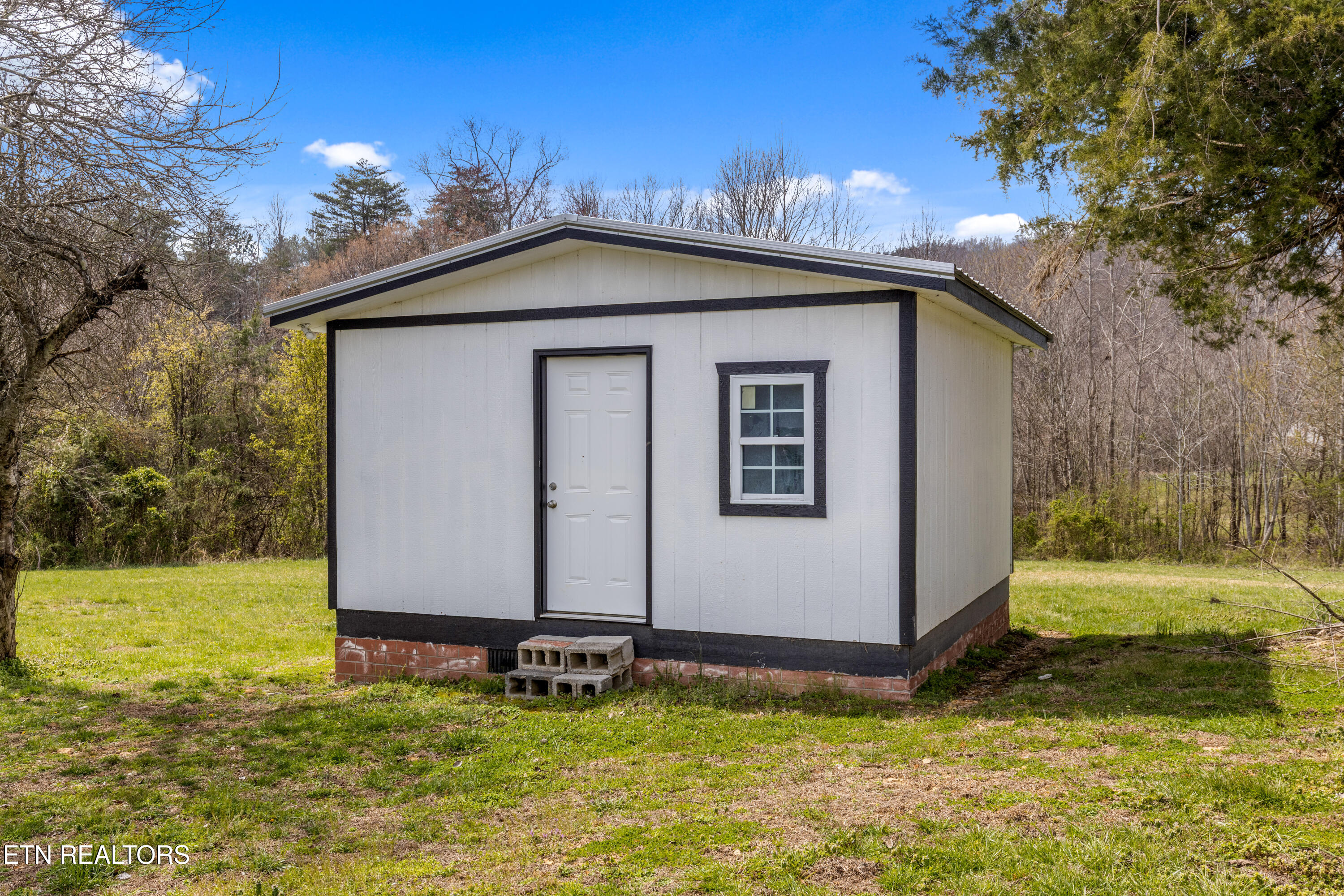 35290 Sr 30 Pikeville TN 37367