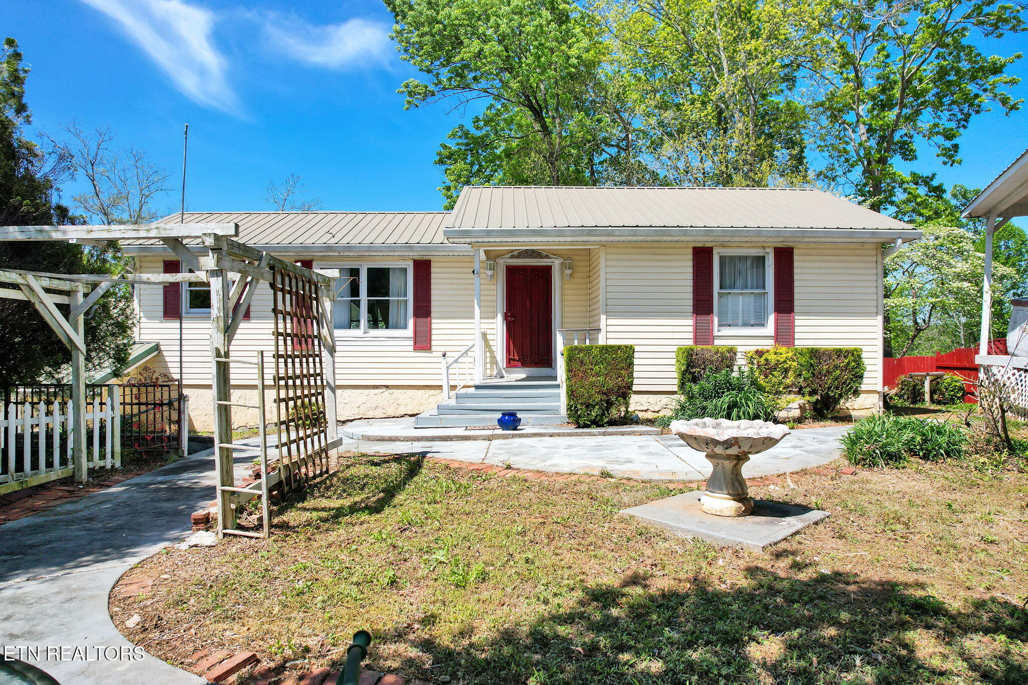 691 Lakehaven Circle Decatur TN 37322